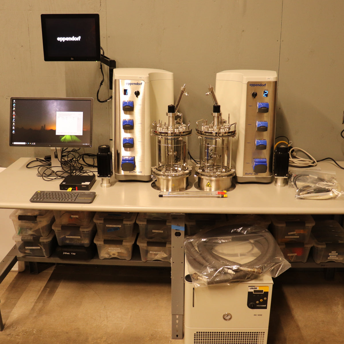2x Eppendorf BioFlo 320 Fermenter Bioreactor w/ 5L Vessels + Biocommand