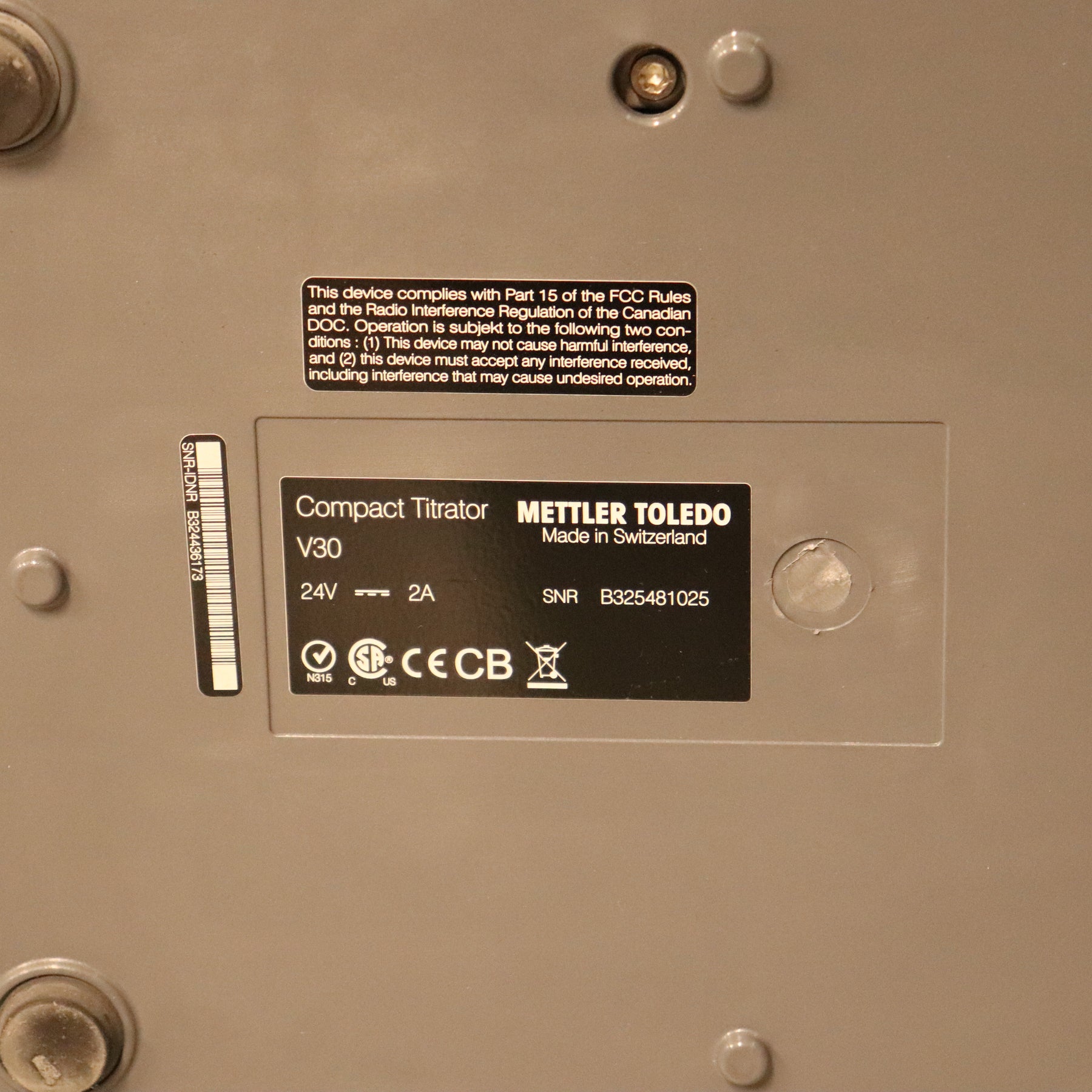 Mettler Toledo V30 Compact Volumetric KF Titrator
