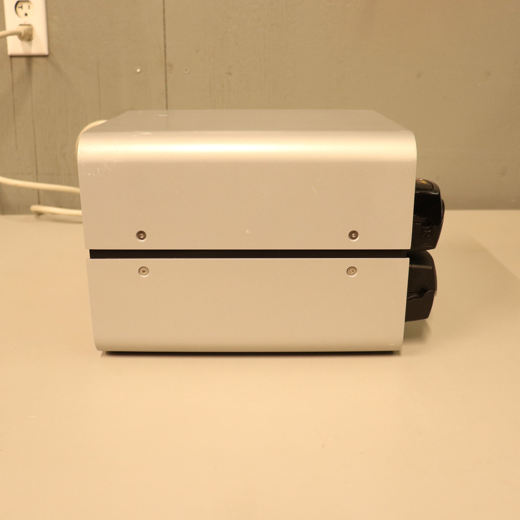 Lonza 4D-Nucleofector Core & LV Units w/ 21 CFR 11 Compliant Software