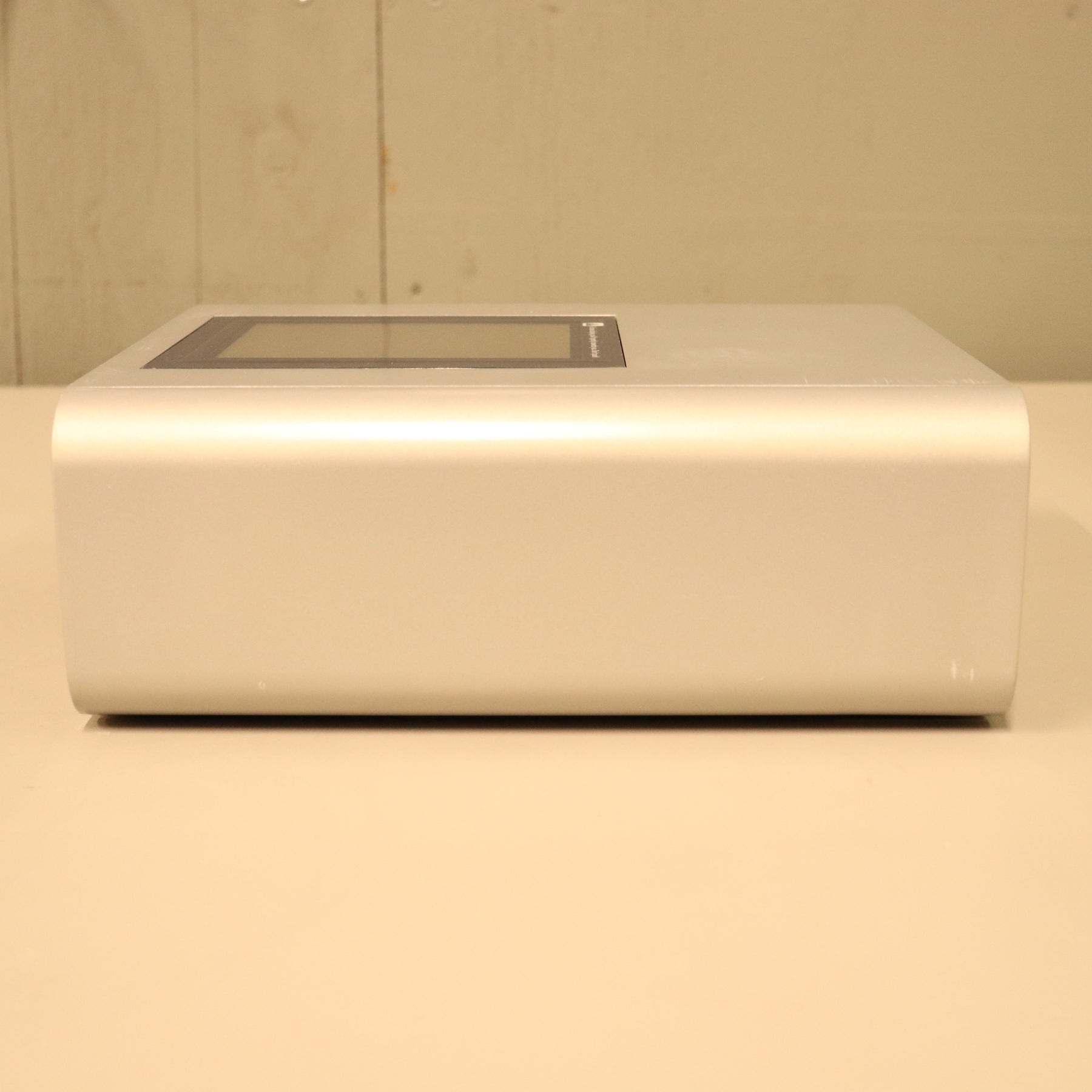 Lonza 4D-Nucleofector Core & LV Units