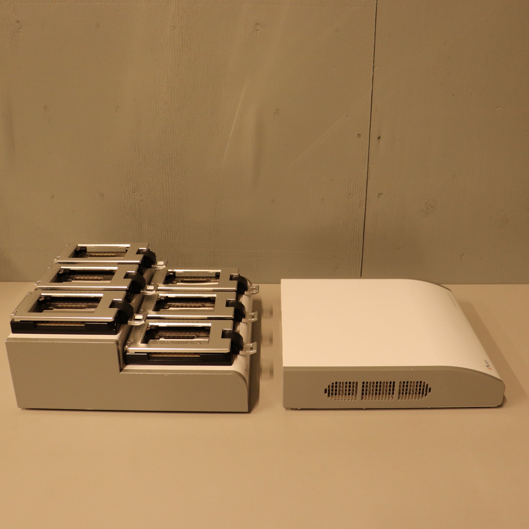 Agilent Acea xCELLigence RTCA + RTCA MP 6x96 Real Time Cell Analysis