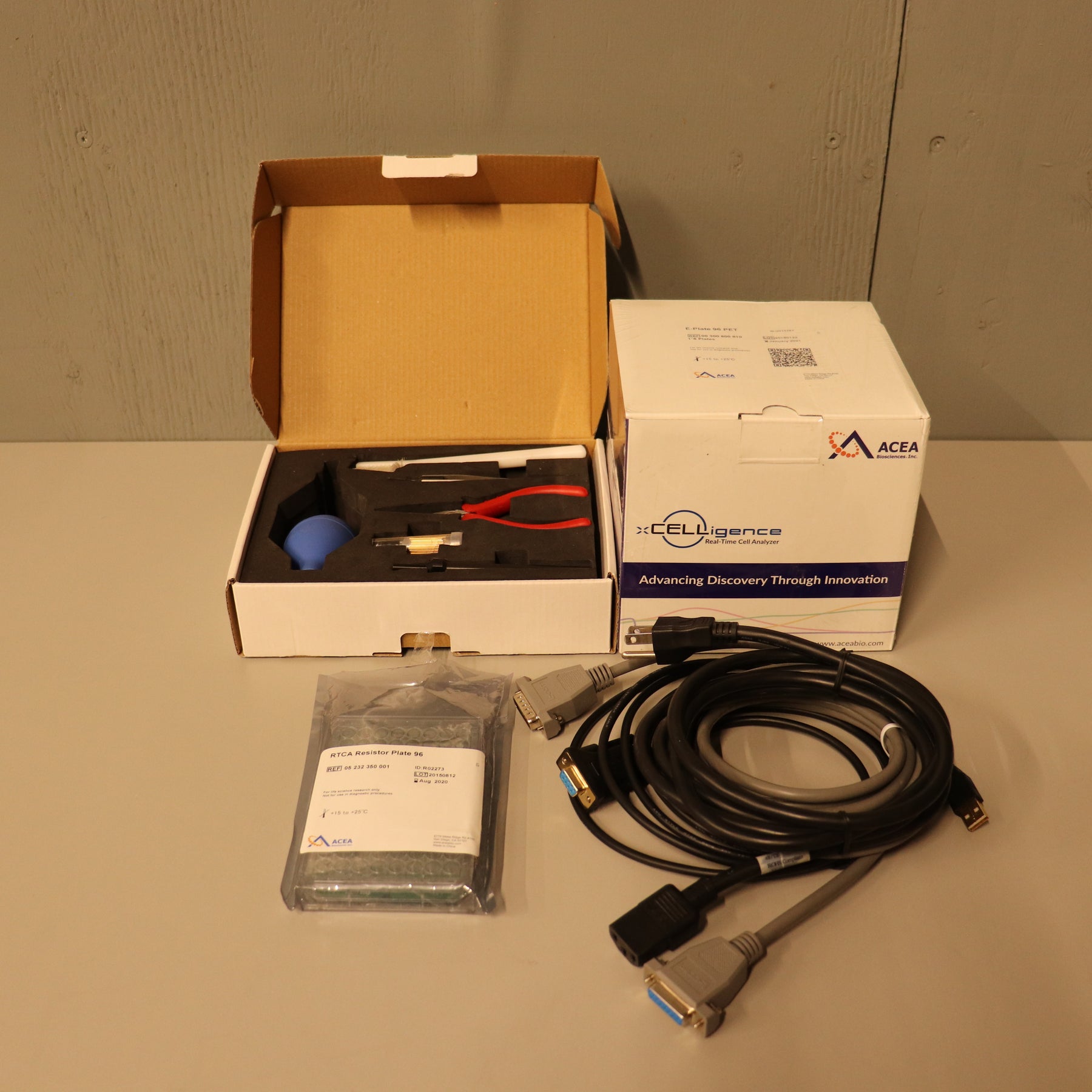 Agilent Acea xCELLigence RTCA + RTCA MP 6x96 Real Time Cell Analysis