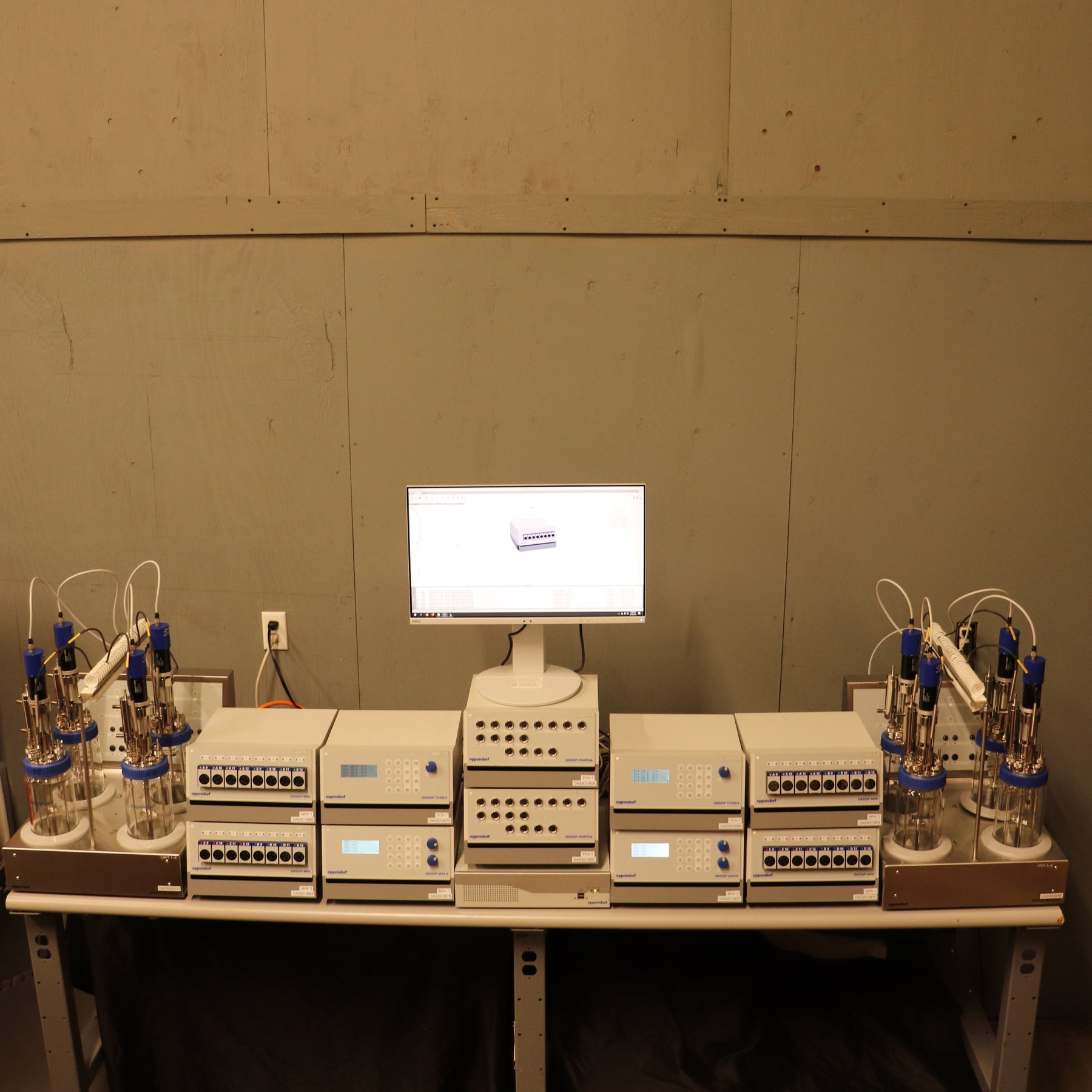 Eppendorf DASGIP 8-Fold Parallel Bioreactor System with Process Computer