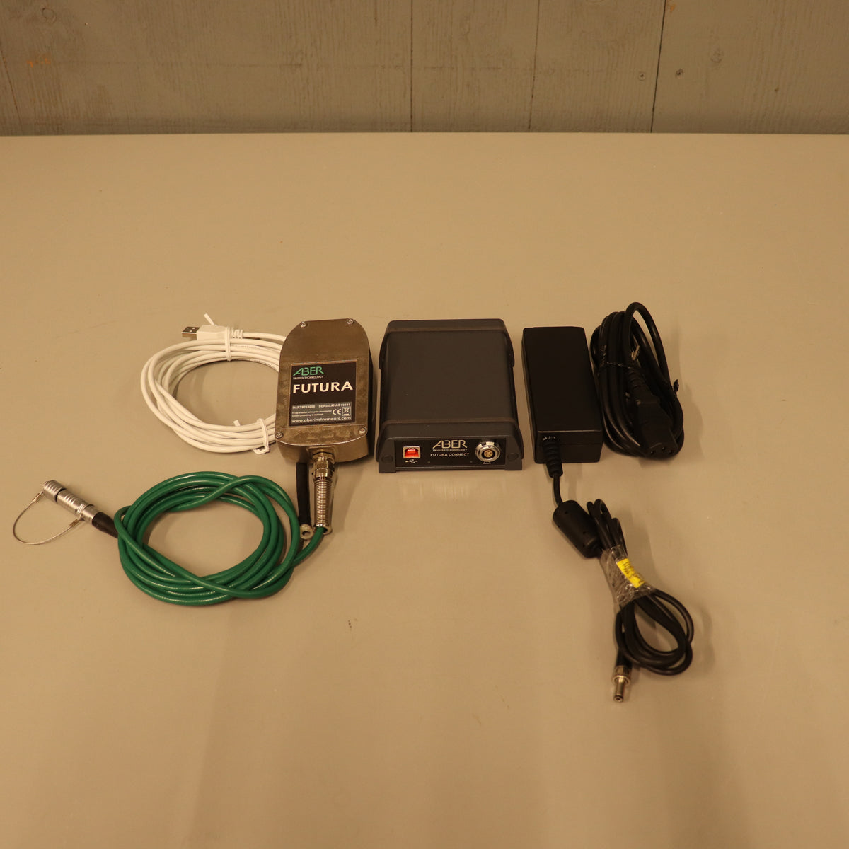 Aber Futura Standard + Connect w/ Cables 233000 2801-00