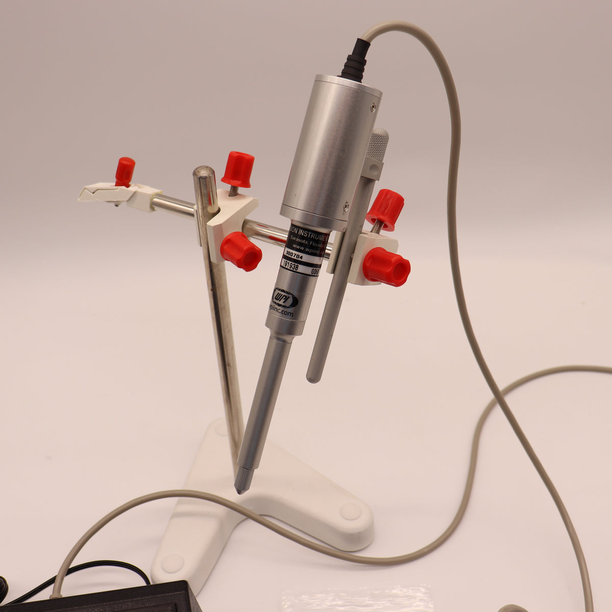WPI Nanoliter 2020 w/ Micro-2T SmartTouch Controller + 300704 Injector Head