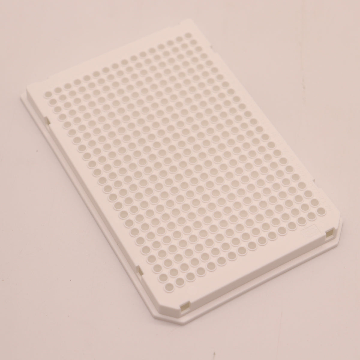 Roche LightCycler 480 Multiwell Plate 384, White W/ Sealing Foils 04729749001