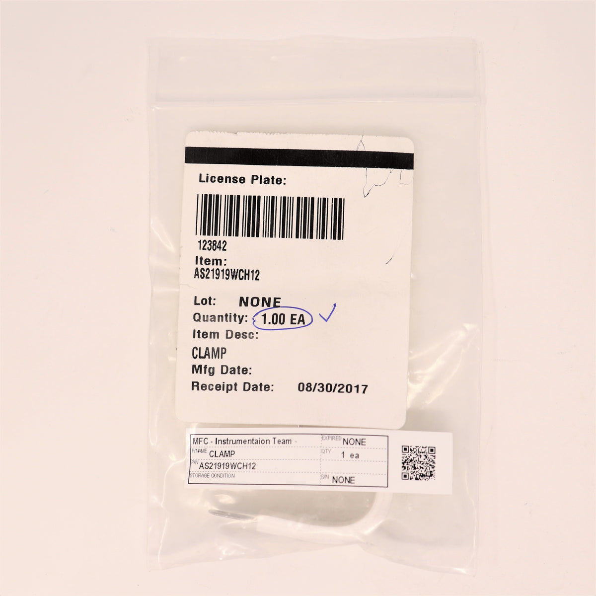 UMPCO Stainless Steel P Clamp White AS21919WCH12