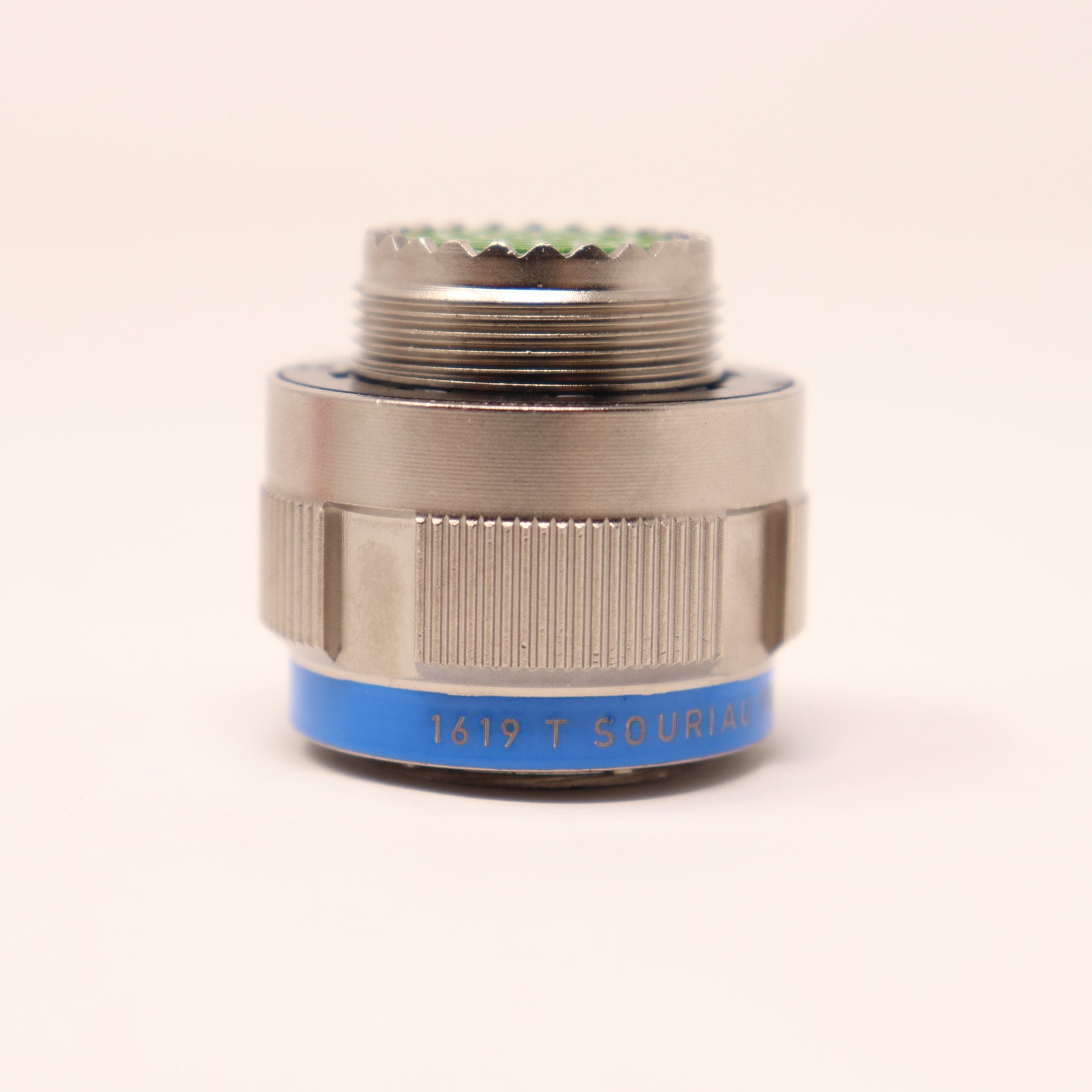 Souriau Circular MIL Spec Connector D38999/26FD35PN
