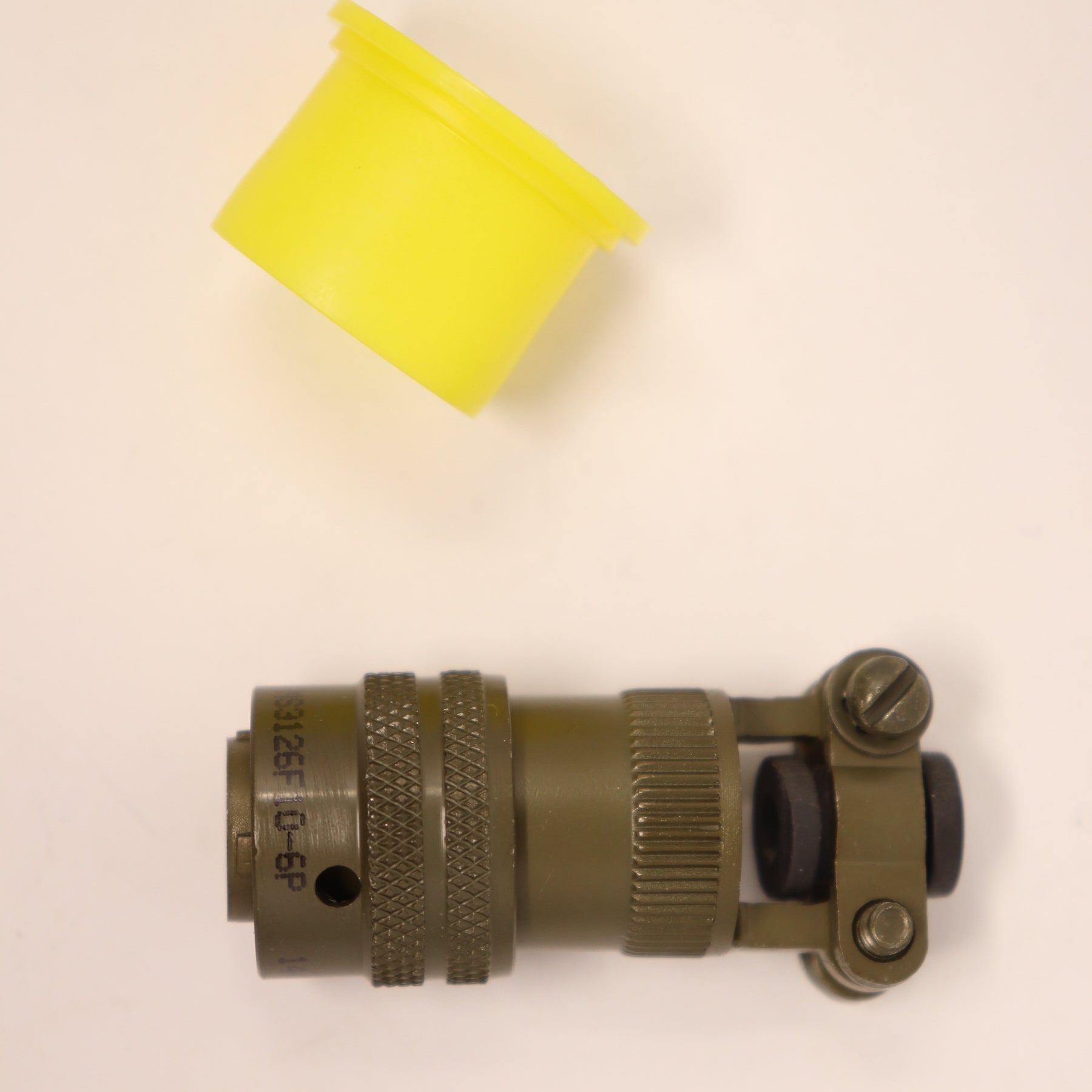 Amphenol Circular MIL Spec Connector MS3126F10-6P
