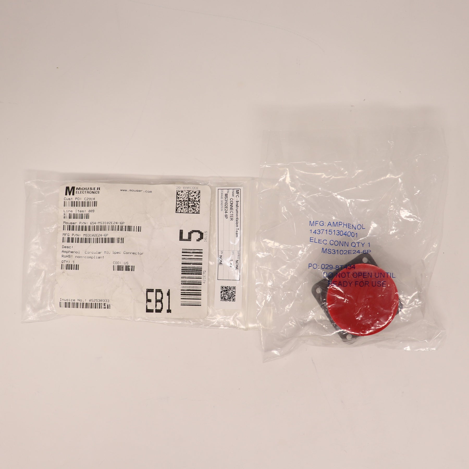 Amphenol Connector MS3102E24-6P