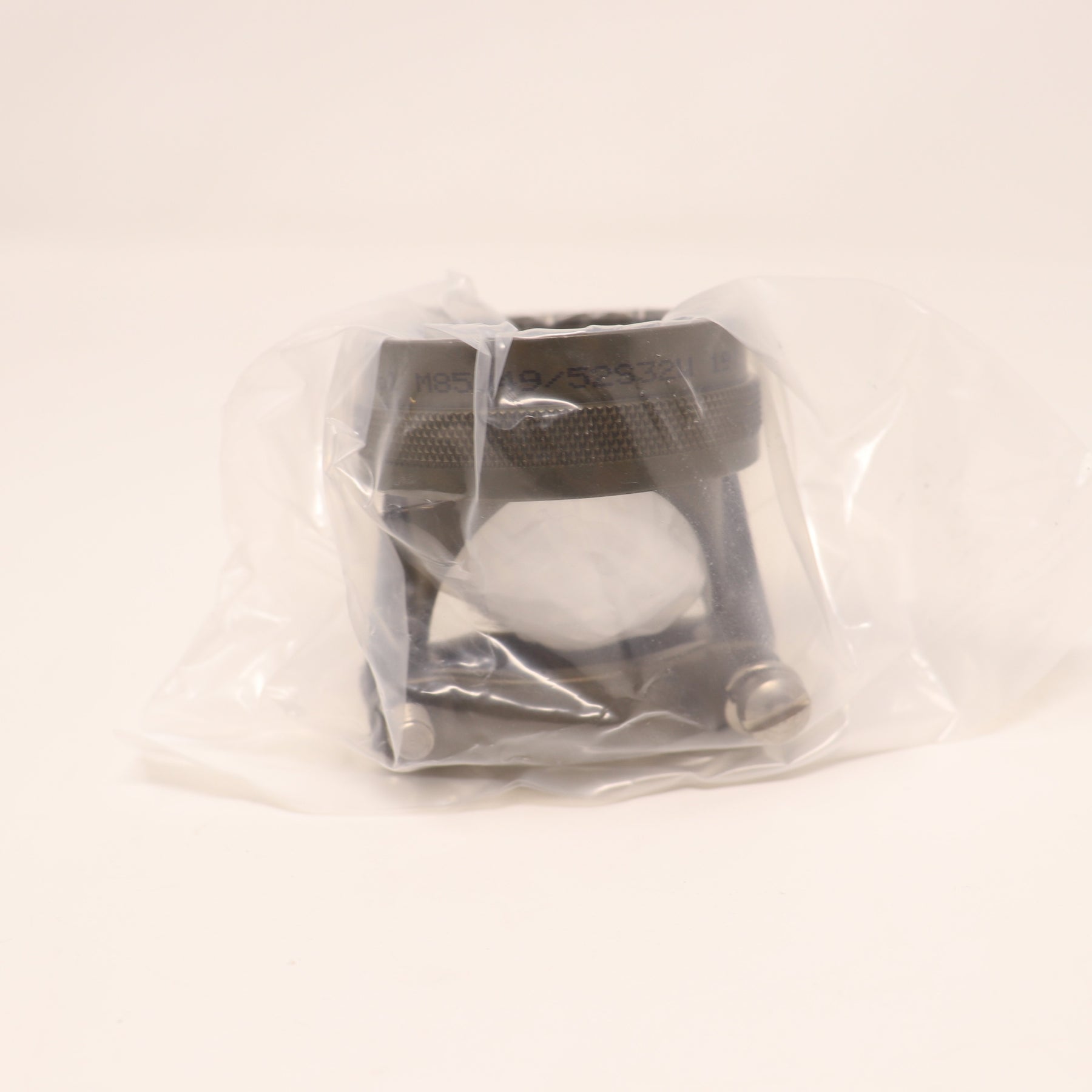 Amphenol Backshell Strain Relief SZ 32 M85049/52S32W