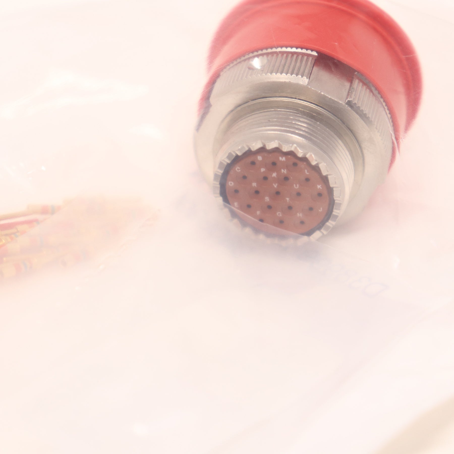 Amphenol Circular MIL Spec Connector D38999/26FD19PN