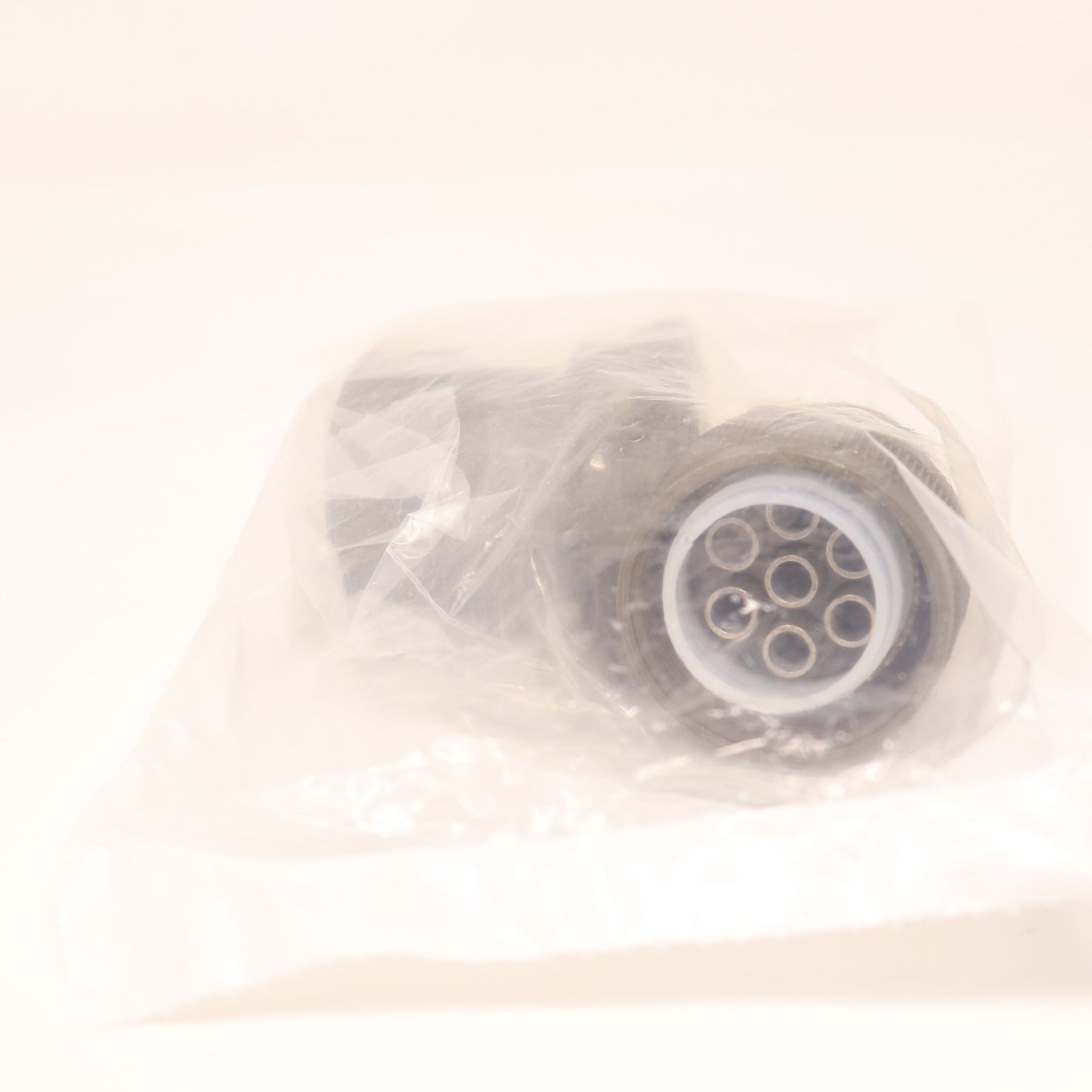 ITT Cannon Connector MS3106E24-10PW