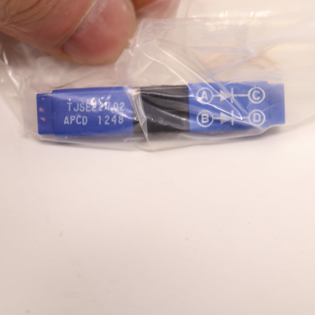 Amphenol 22ga 4 Contact PCD In-Line Junction Module TJSE22702