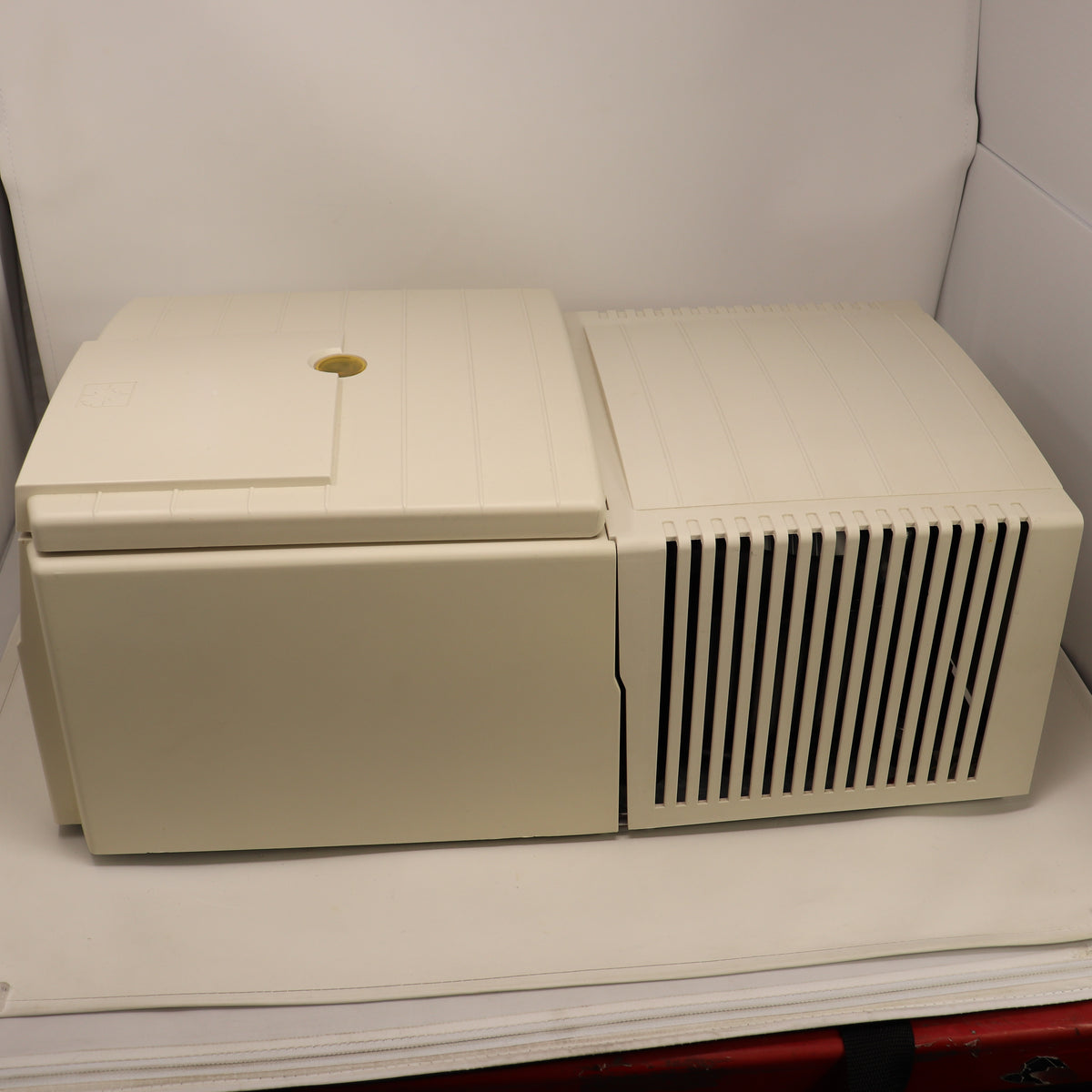 Thermo IEC Micromax RF Refrigerated Microfuge Centrifuge w/851 24 Position Rotor