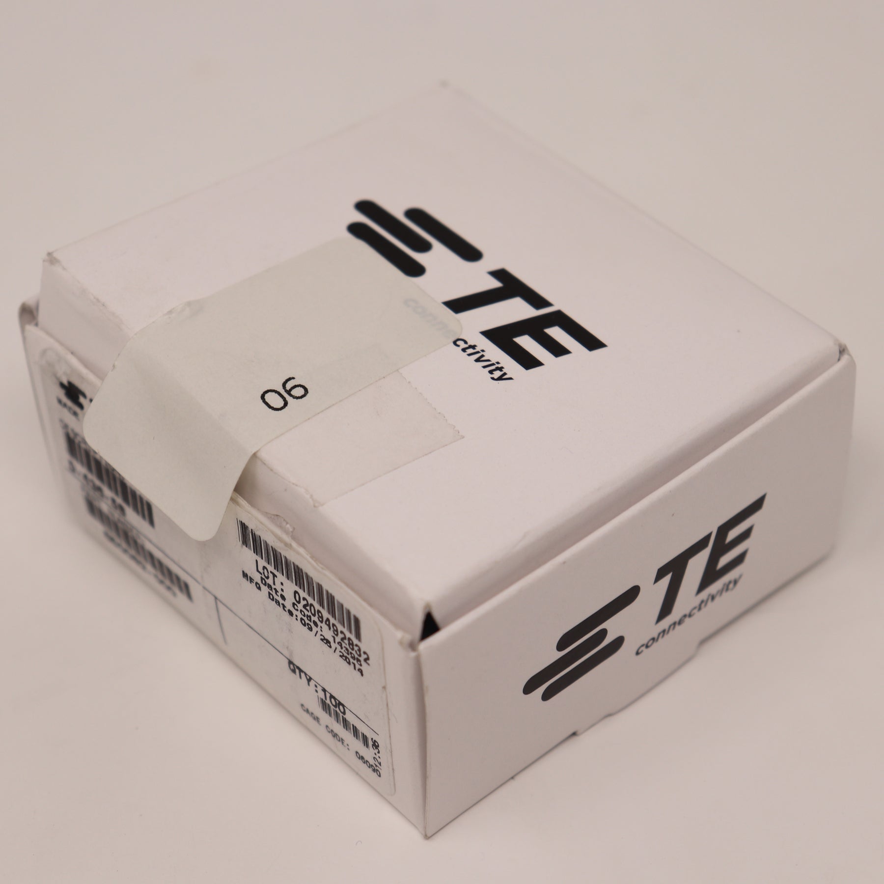 (90) Pack TE Connectivity 20awg-16awg SPLICE D-436-58
