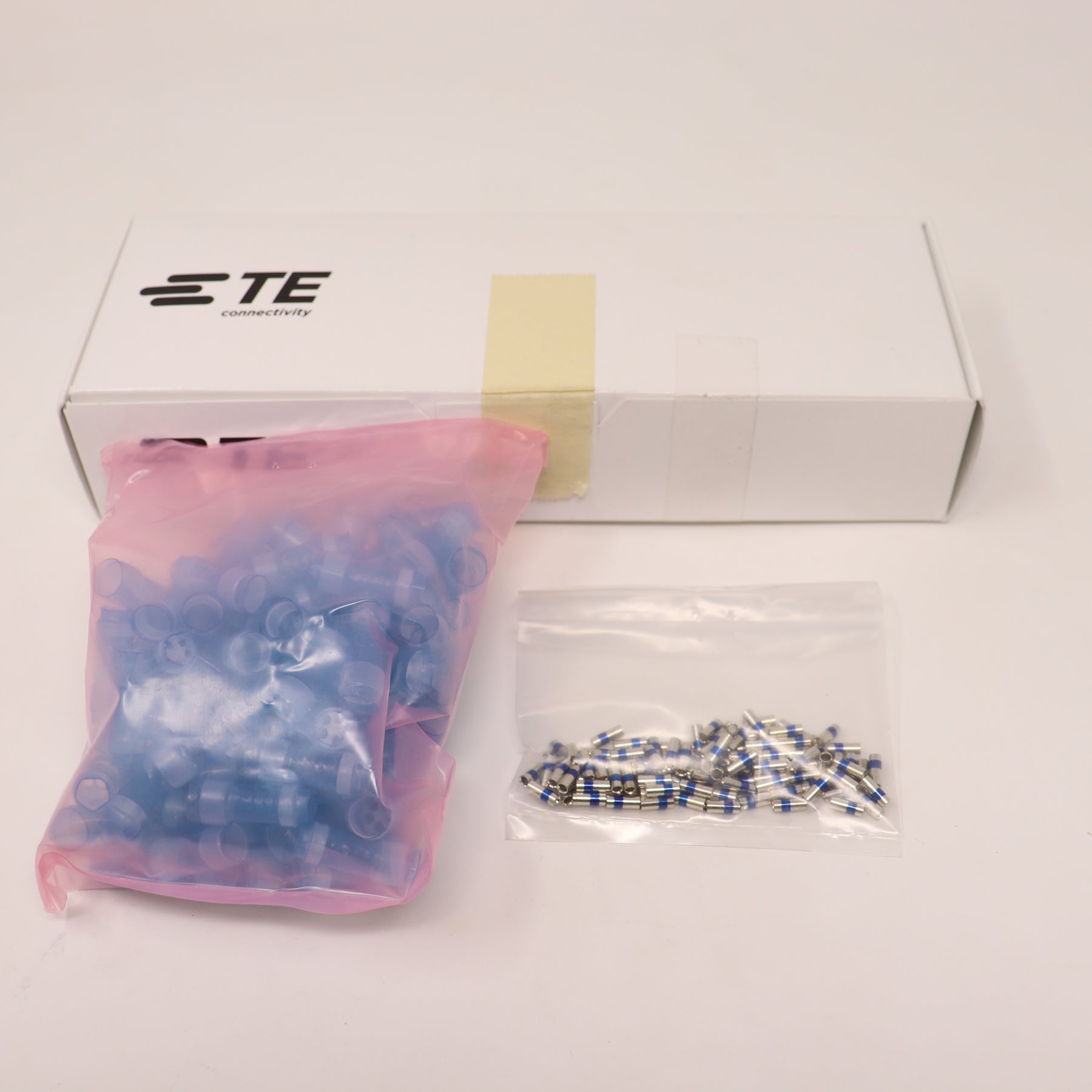 (100) Pack TE Connectivity 20awg-16awg SPLICE D-436-60