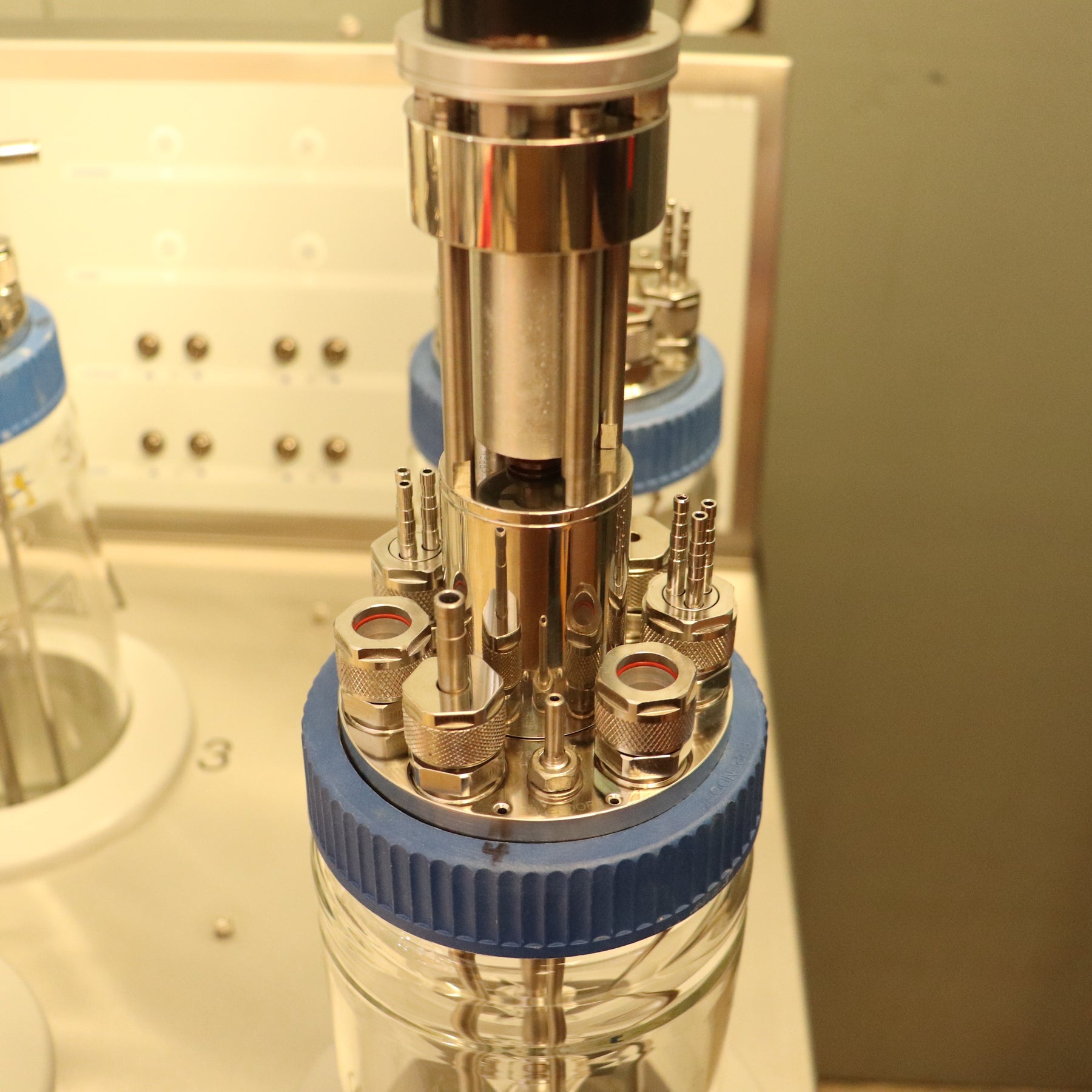 Eppendorf DASGIP 4-Fold Parallel PH4PO4ORD4L Bioreactor System with PC