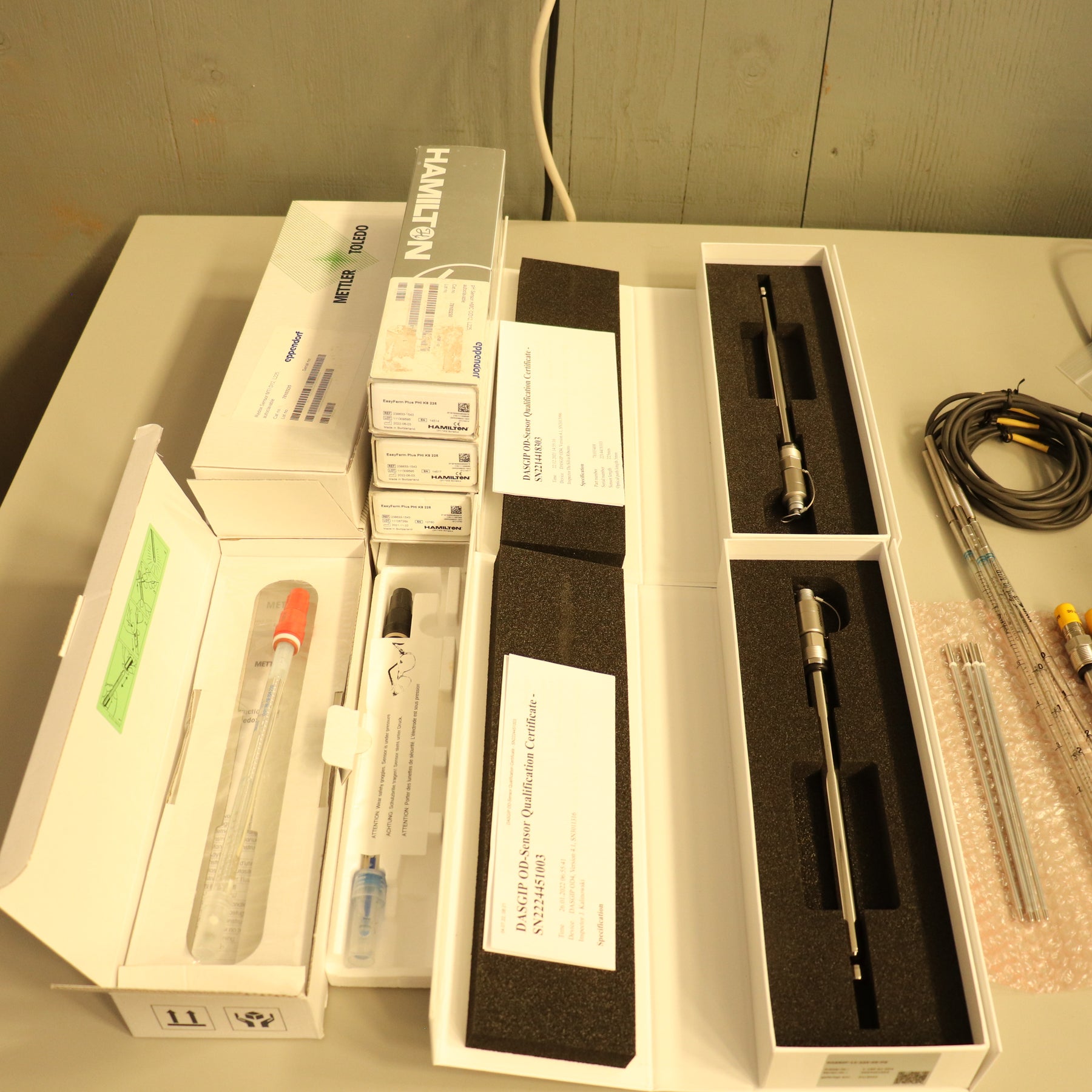 Eppendorf DASGIP 4-Fold Parallel PH4PO4ORD4L Bioreactor System with PC