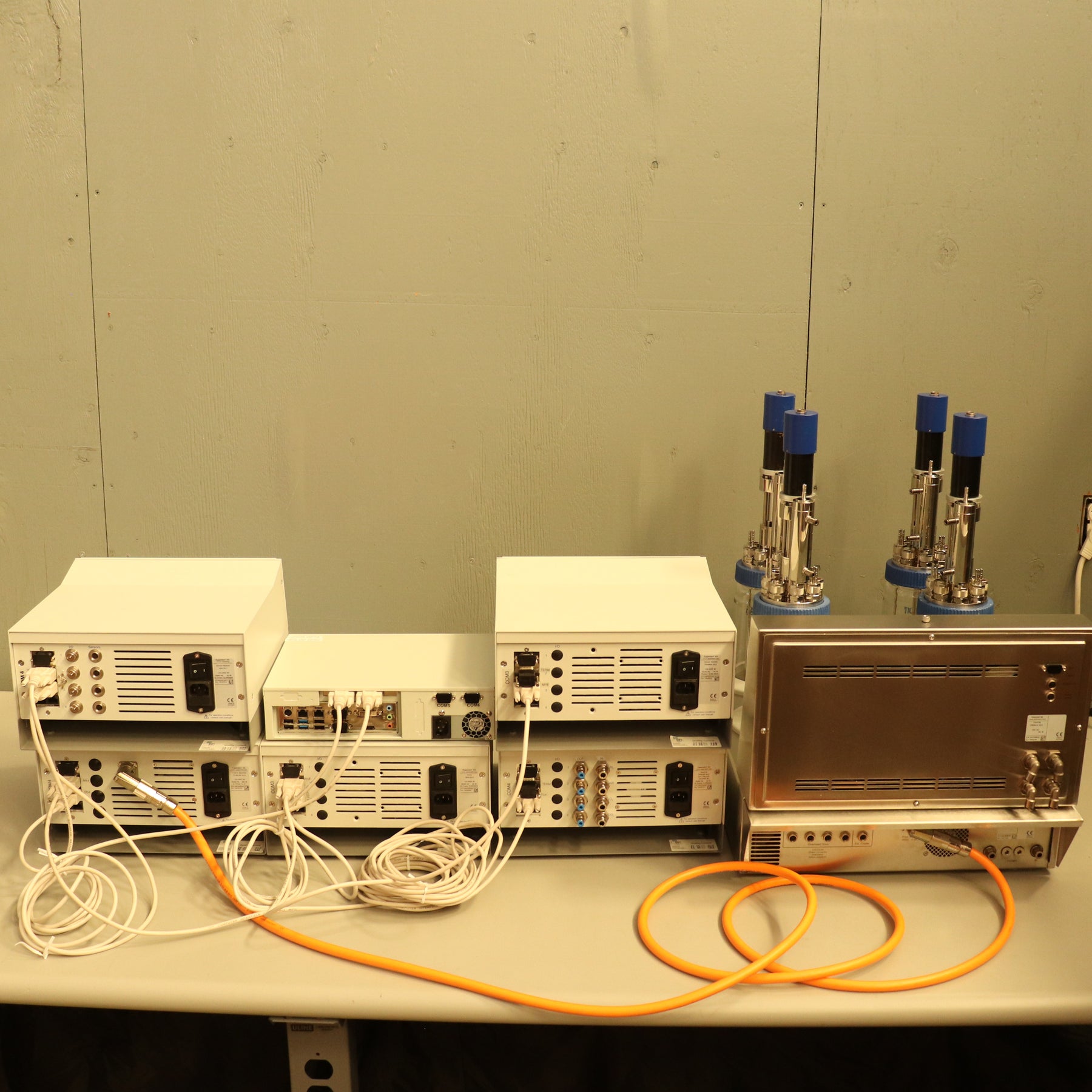 Eppendorf DASGIP 4-Fold Parallel PH4PO4ORD4L Bioreactor System with PC