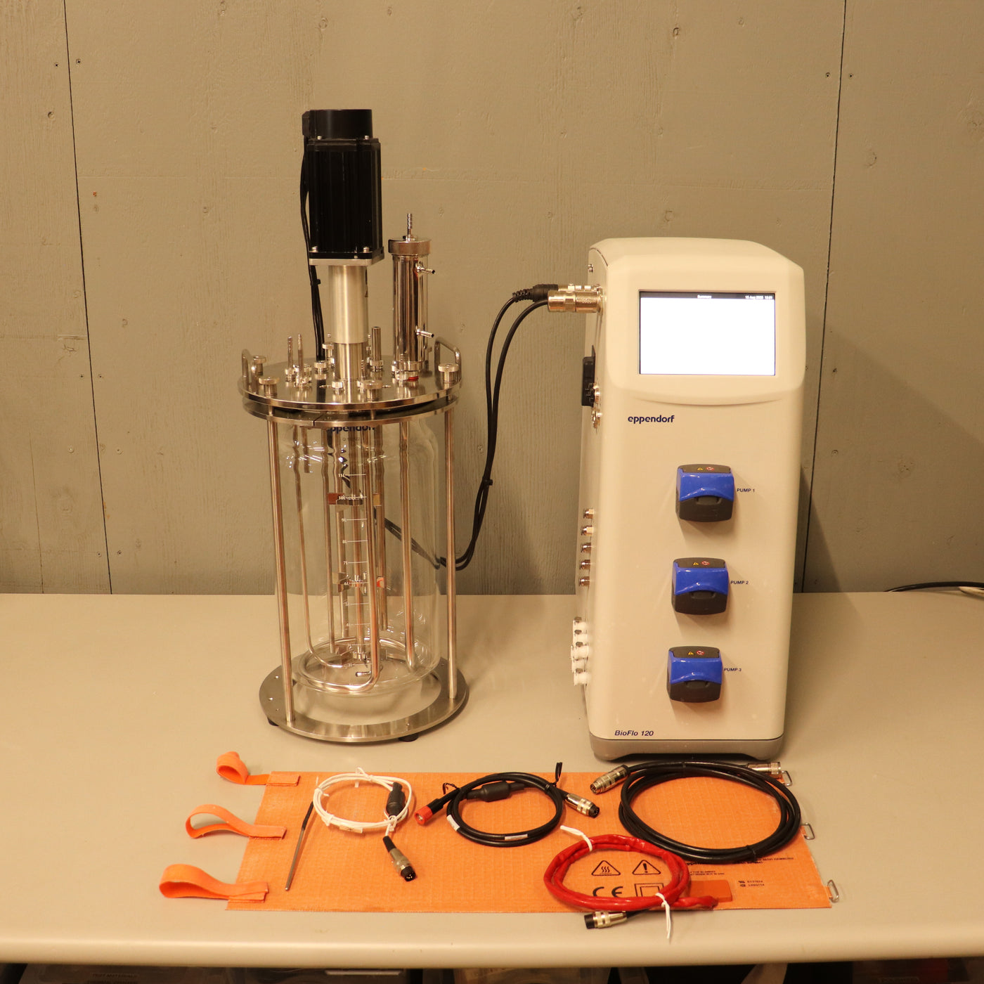 Bioflo Motor Eppendorf BioFlo 120 Bioreactor Fermenter System w/ 10L Vessel