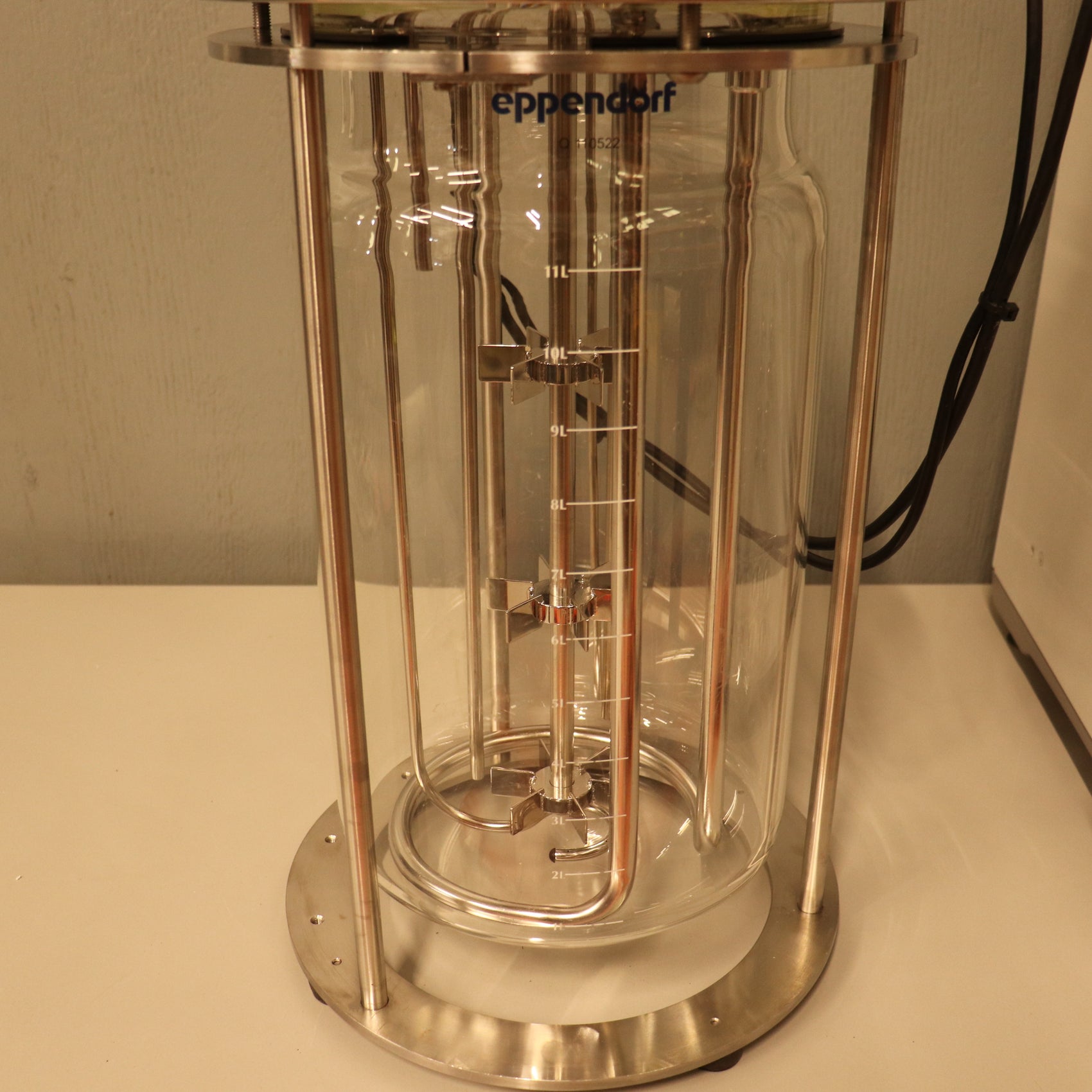 Bioflo Motor Eppendorf BioFlo 120 Bioreactor Fermenter System w/ 10L Vessel