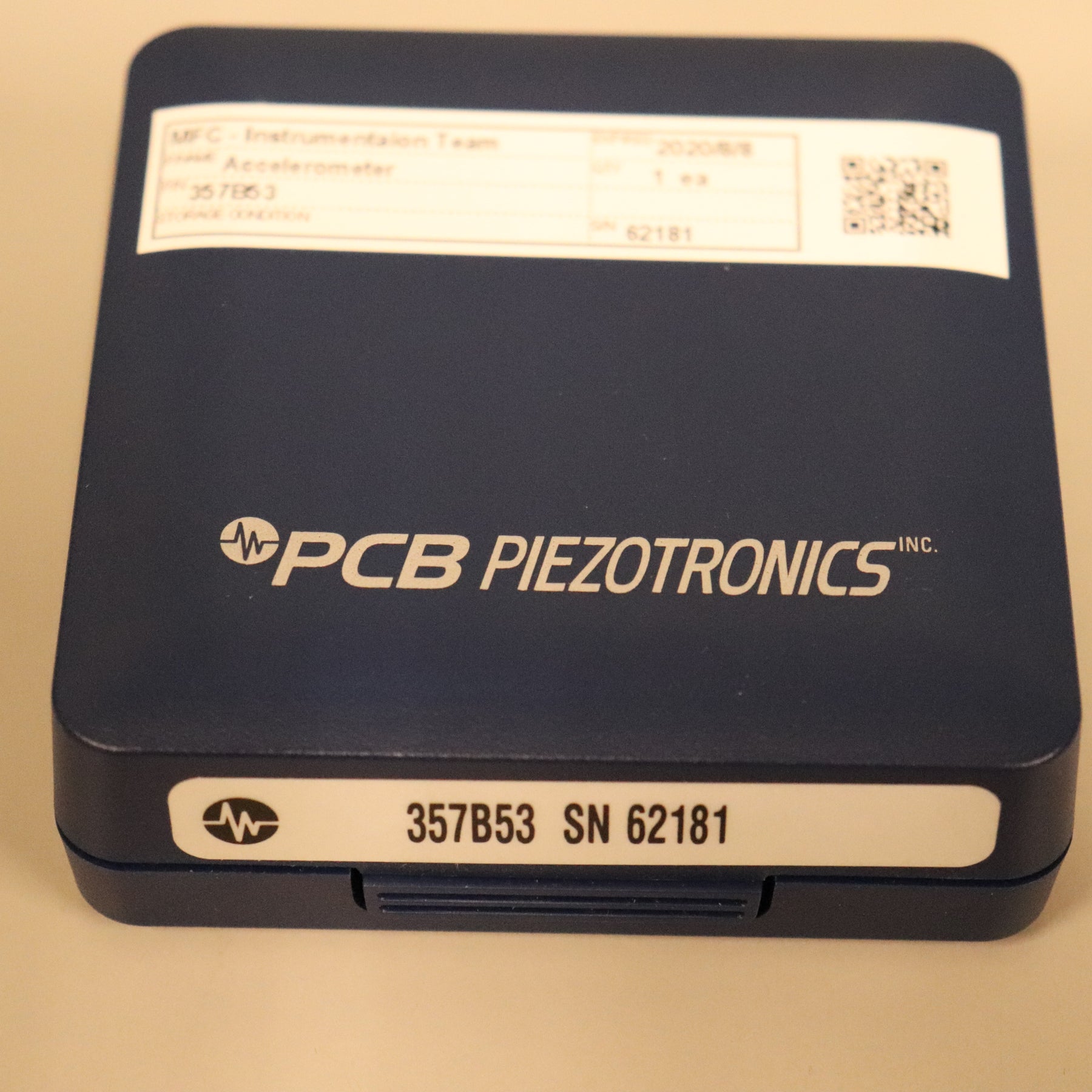 PCB Piezotronics Charge Output Accelerometer 357B53
