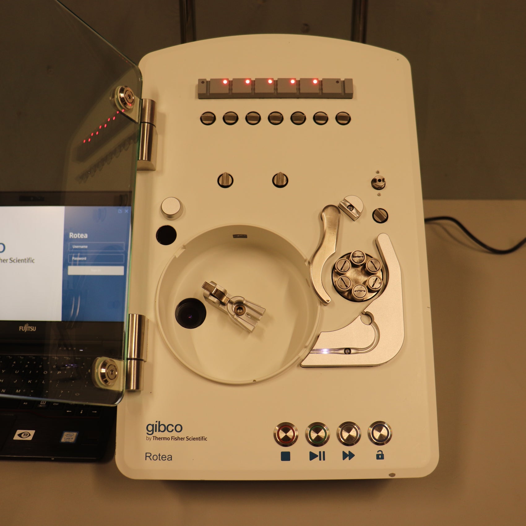 Thermo Gibco CTS Rotea Counterflow Centrifugation System A44768 2020