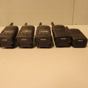 5x Motorola Two-Way Radio Walki  w/ 6-Place charging Station + Acc RMU2080d