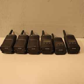 6x Motorola Two-Way Radio Walki  w/ 6-Place charging Station + Acc RMU2080d