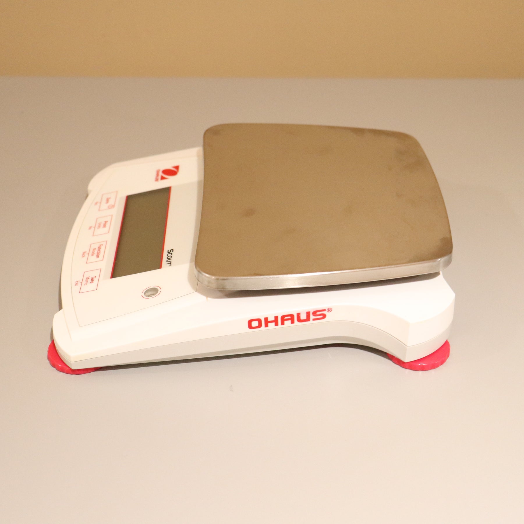 OHAUS SPX2202 SCOUT SPX Portable Scale Precision Balance 2,200 grams x 0.01 gram