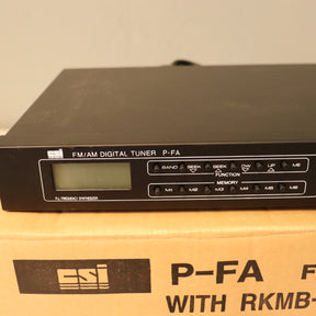 CSI FM/AM Digital Tuner with RKMB-3 Rack Mount Kit