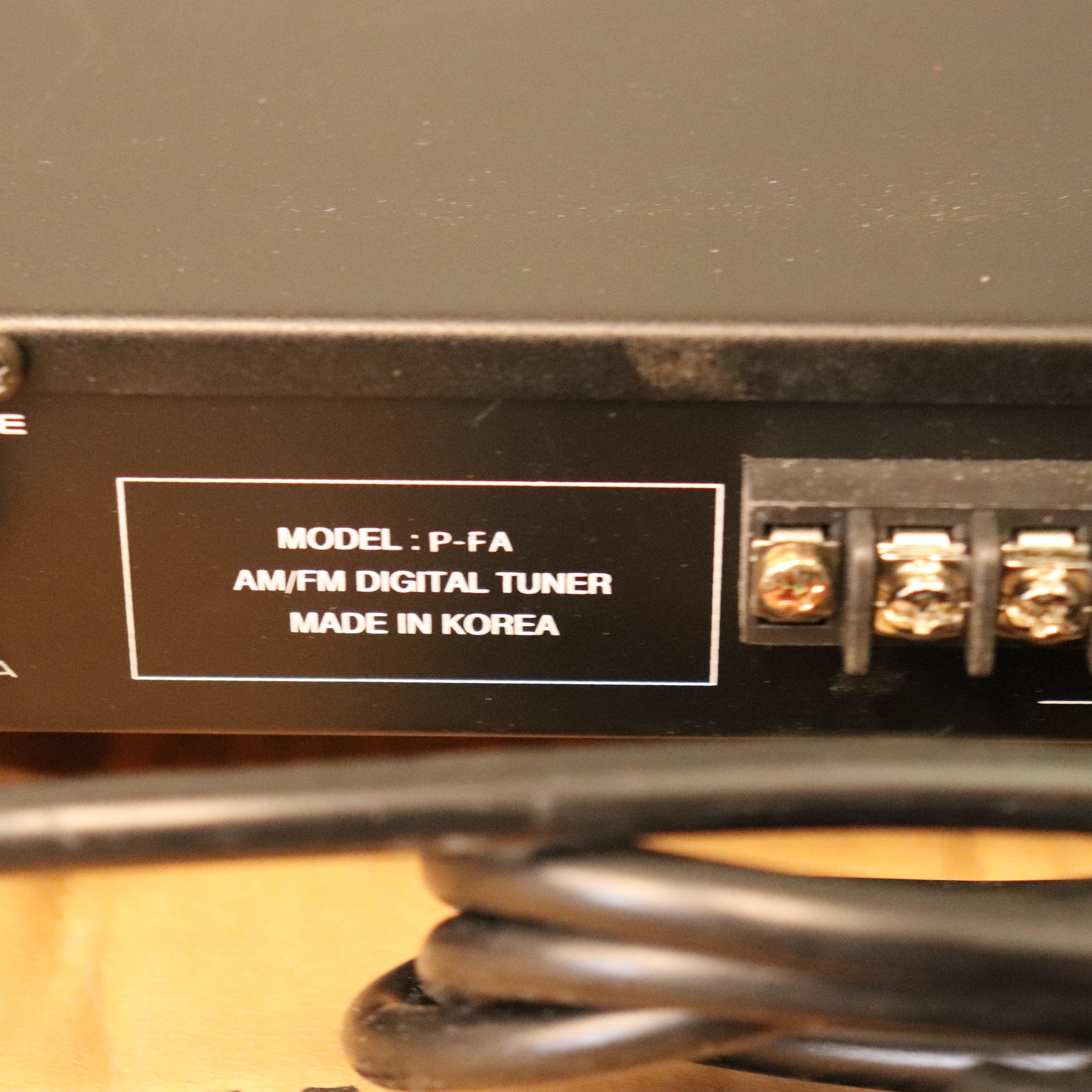 CSI FM/AM Digital Tuner with RKMB-3 Rack Mount Kit