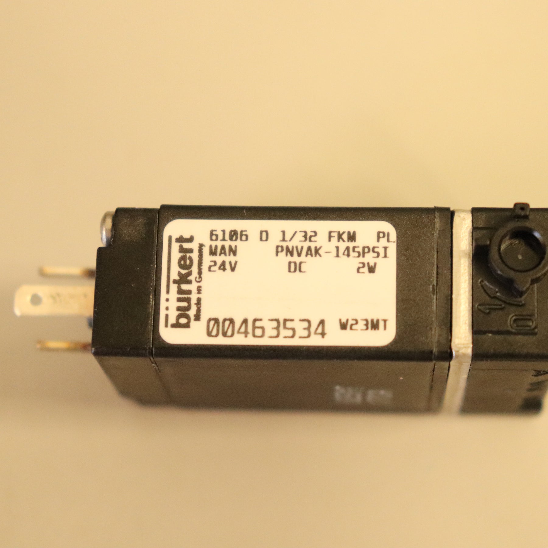 Burkert 3-way Pneumatic Rocker Solenoid Valve 6106 D 1/32 FKM PL