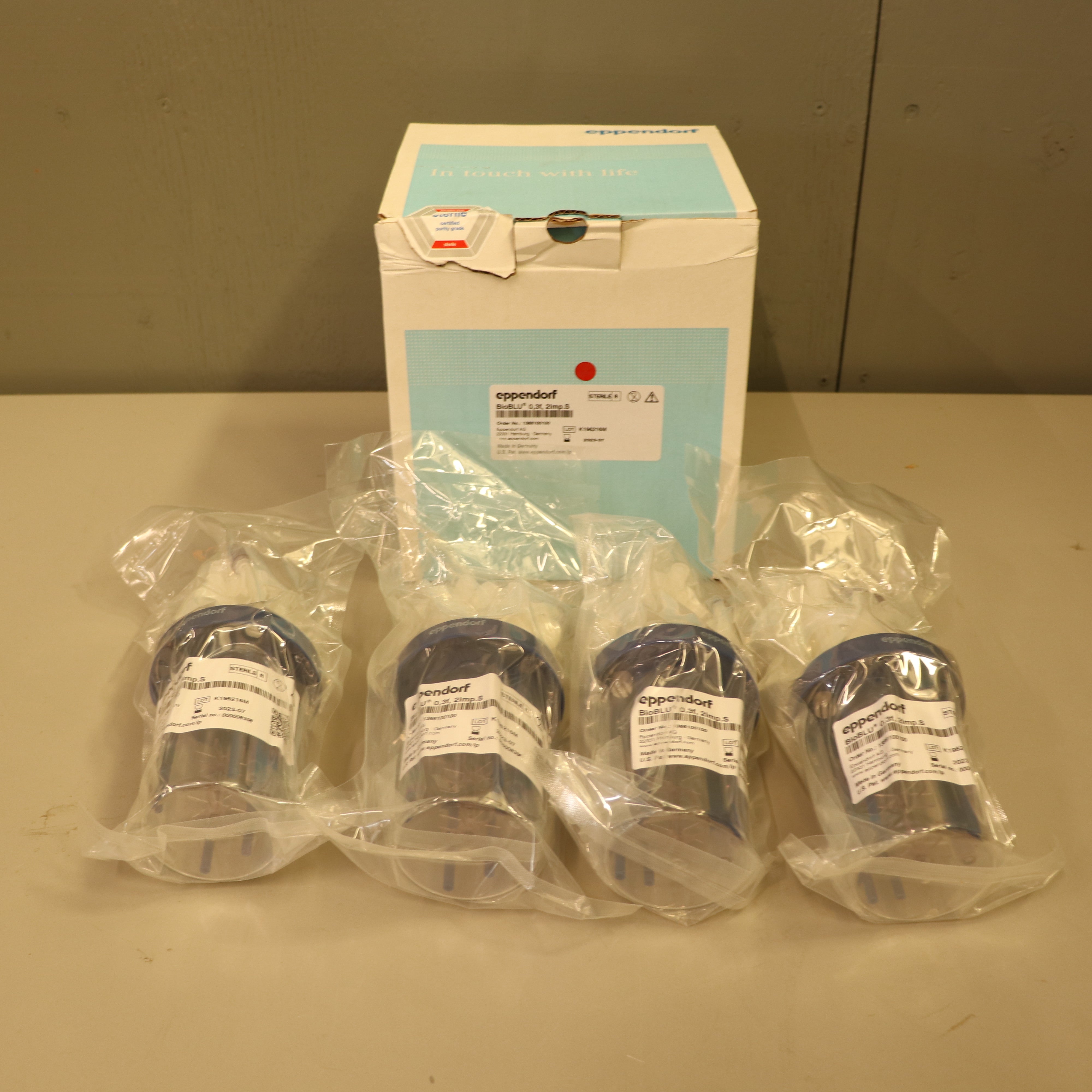 Eppendorf BioBLU 0.3f Fermentation Single Use SU Vessels 4-Pack 138610