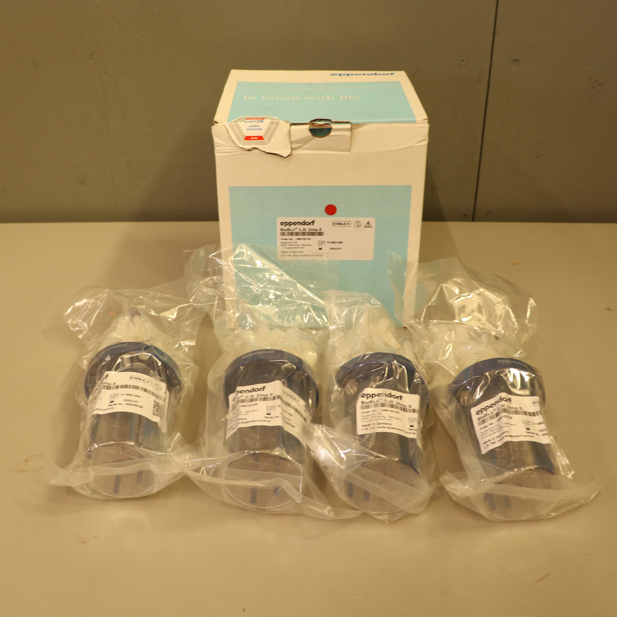 Eppendorf BioBLU 0.3f Fermentation Single Use SU Vessels 4-Pack 1386100100