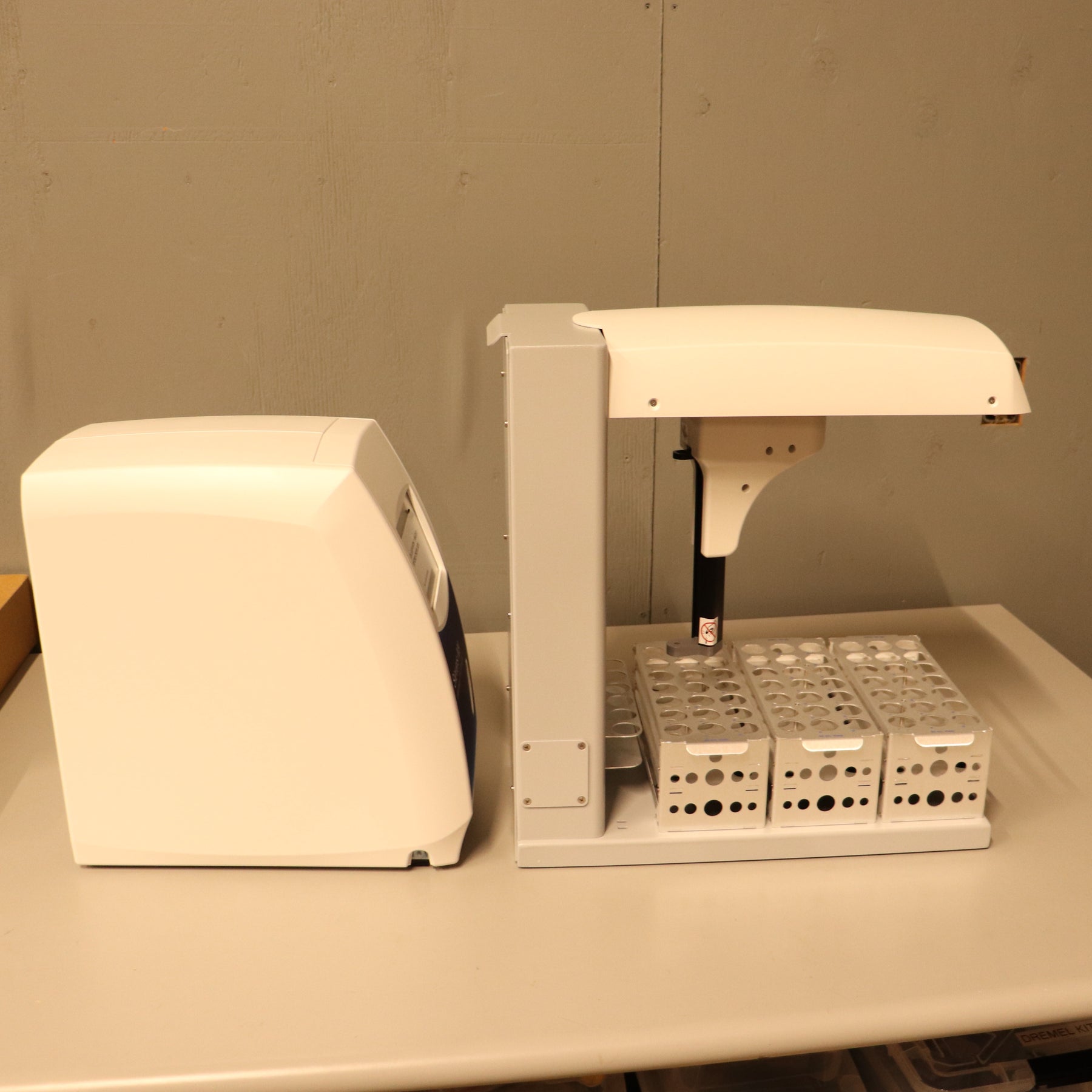 Veolia Suez GE Sievers M9 Lab TOC Analyzer with Autosampler