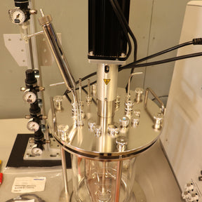 Eppendorf BioFlo 120 Advanced Bioreactor Fermenter System w/ 5L Vessel