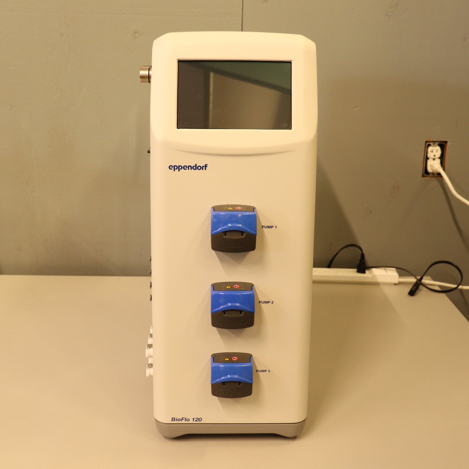 Eppendorf BioFlo 120 Advanced Bioreactor Fermenter System w/ 5L Vessel