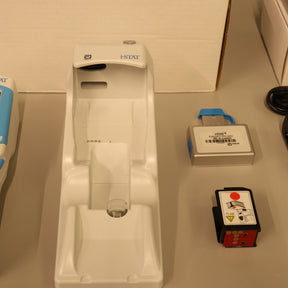Abbott i-STAT 1 300W Wireless Blood Analyzer System w/Accessories