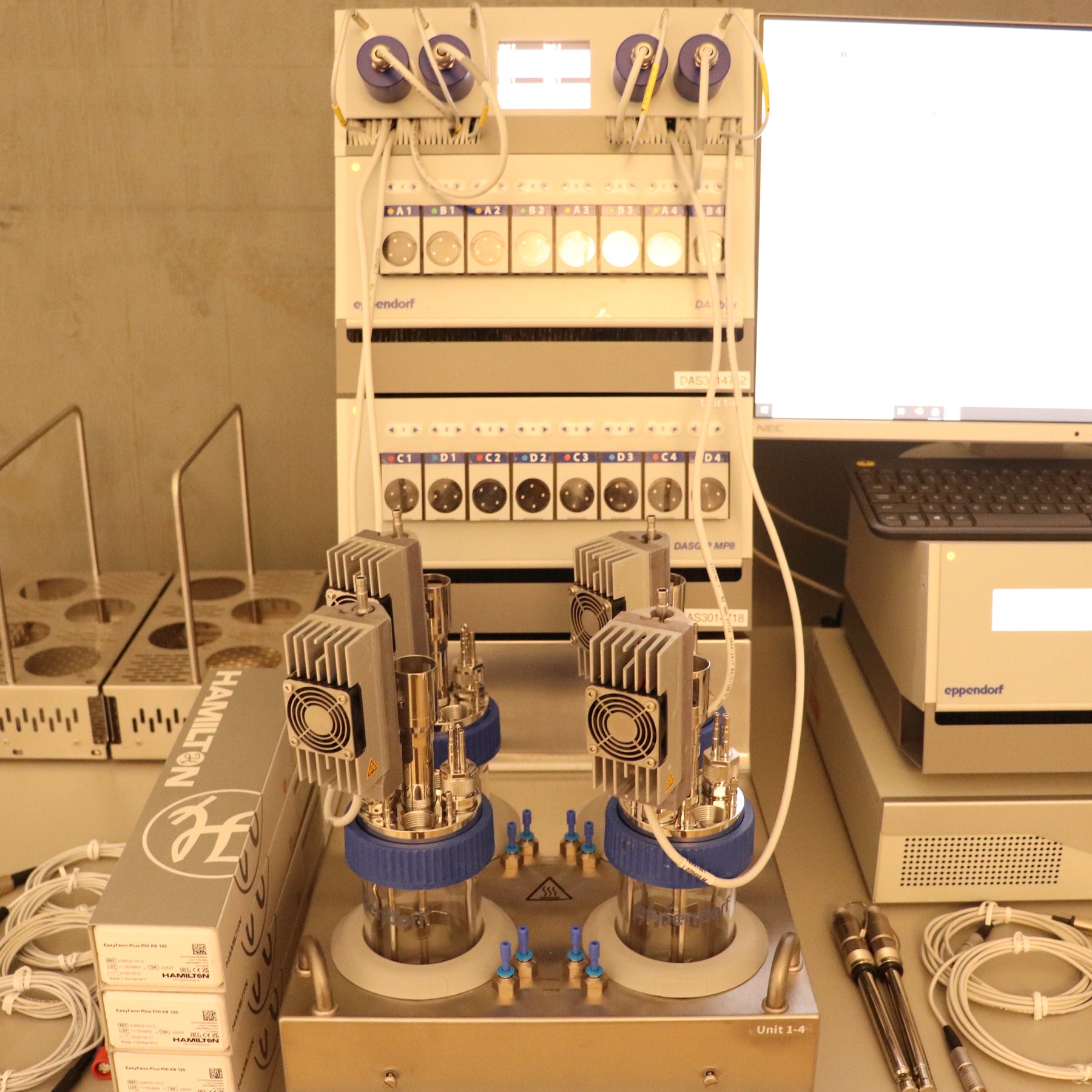 Eppendorf 8-Fold DASbox DASGIP Mini Bioreactor System