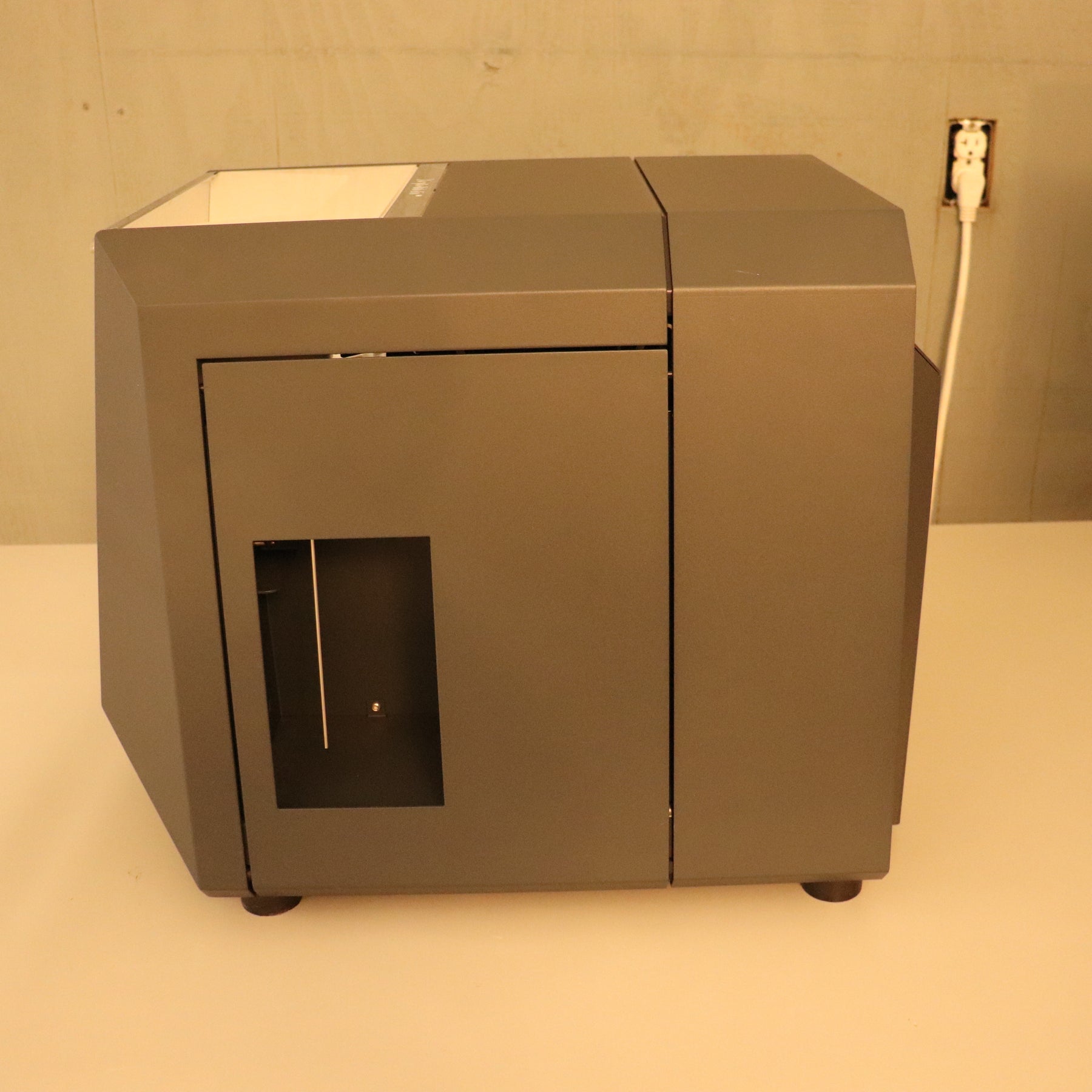 Chemometec XcytoMatic 40 XM40 High-throughput cell density analyzer