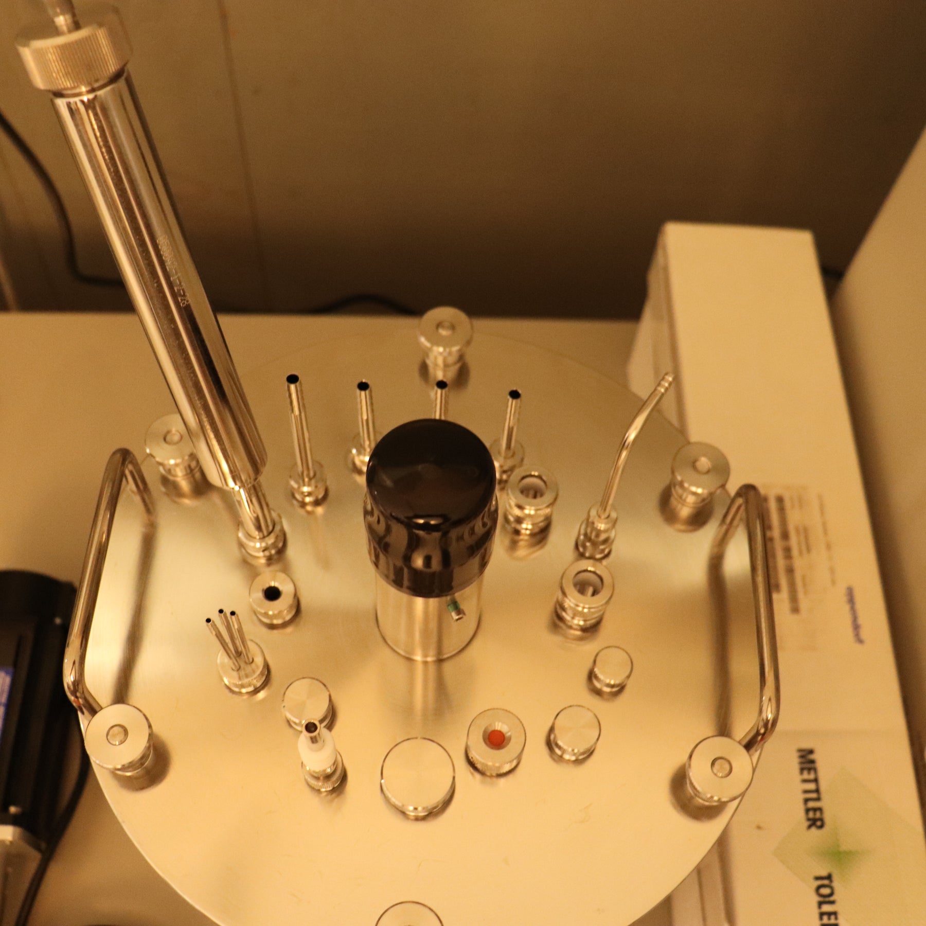Eppendorf BioFlo 120 Advanced Bioreactor Fermenter System w/ 5L Vessel