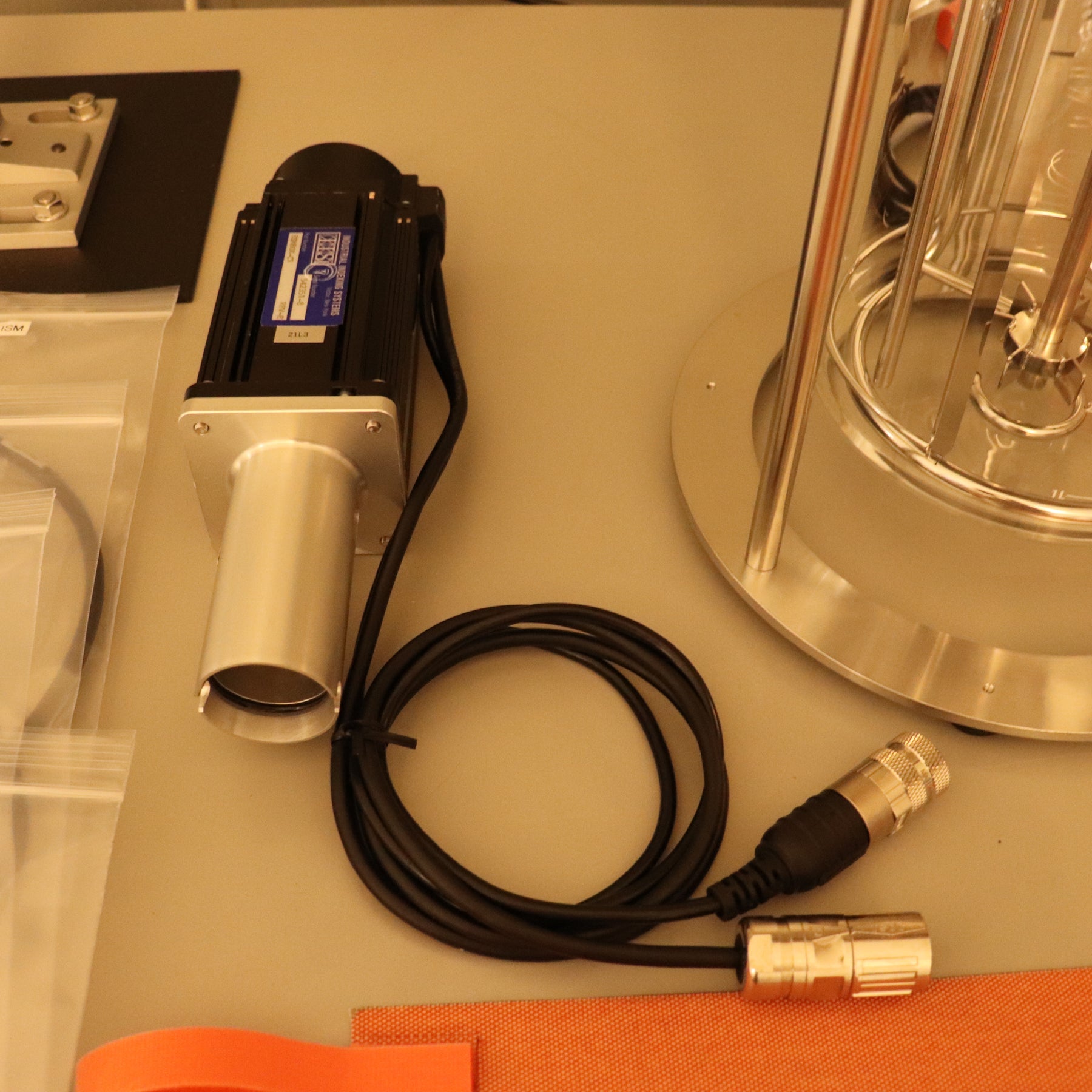 Eppendorf BioFlo 120 Advanced Bioreactor Fermenter System w/ 5L Vessel
