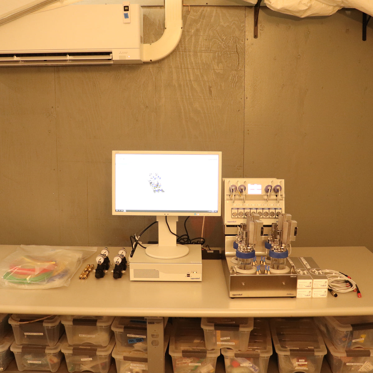 Eppendorf DASbox DASGIP 4-Fold Mini Bioreactor System