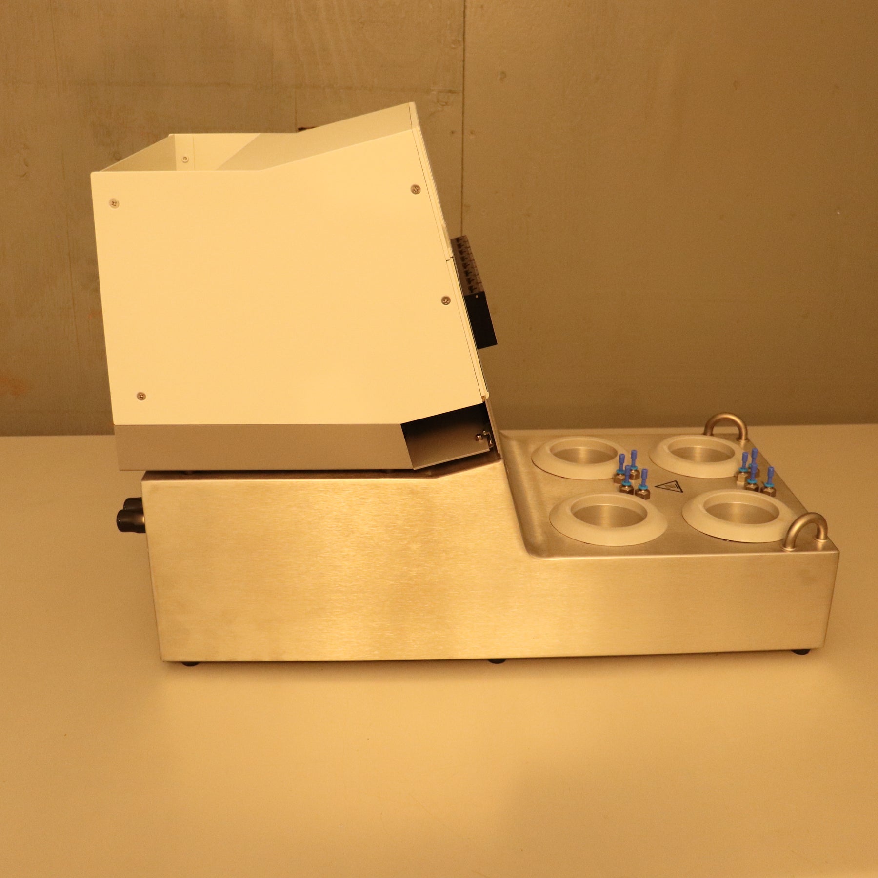 Eppendorf DASbox DASGIP 4-Fold Mini Bioreactor System