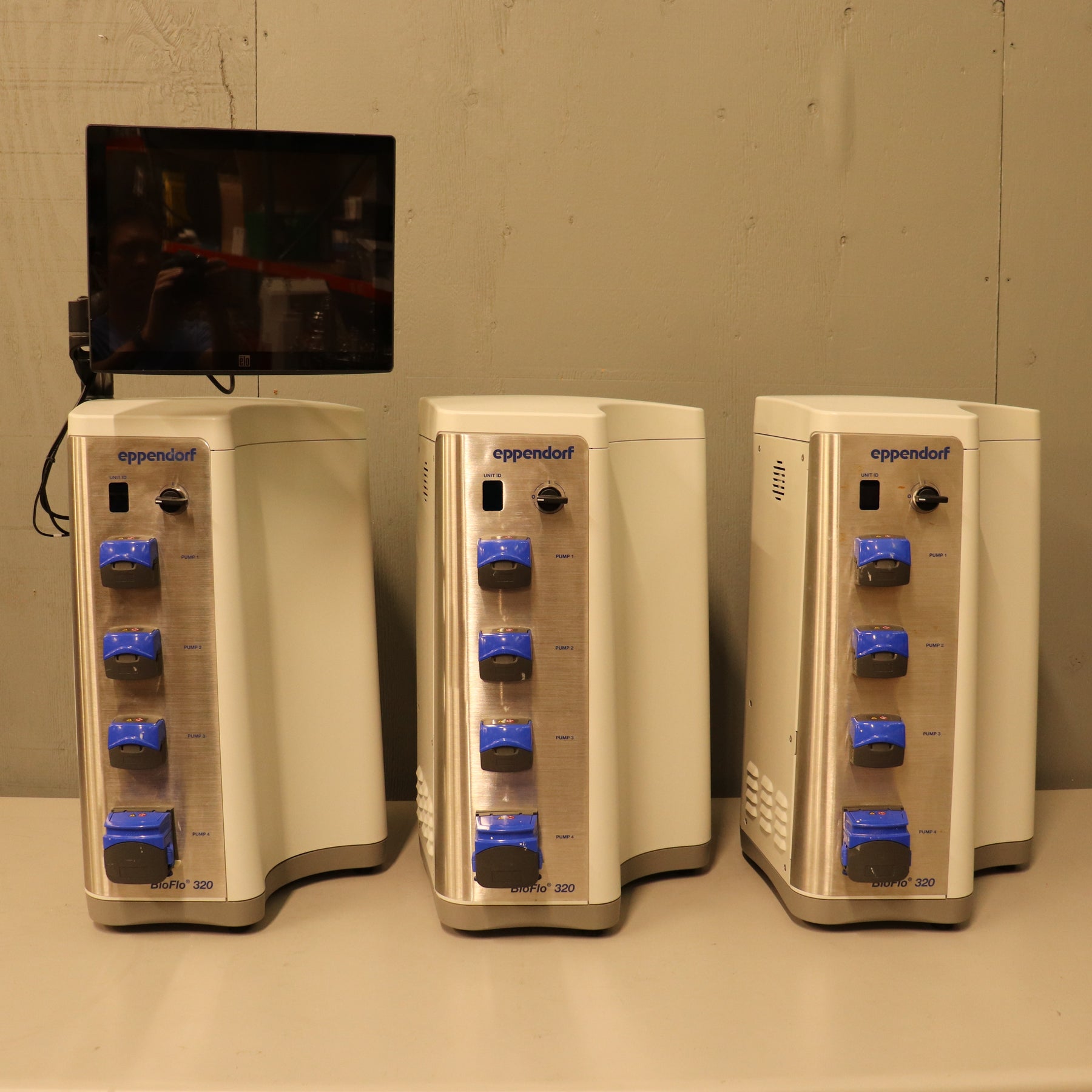 3x Eppendorf BioFlo 320 Bioprocess Control Station Fermenter Bioreactors w/ 10L Vessels