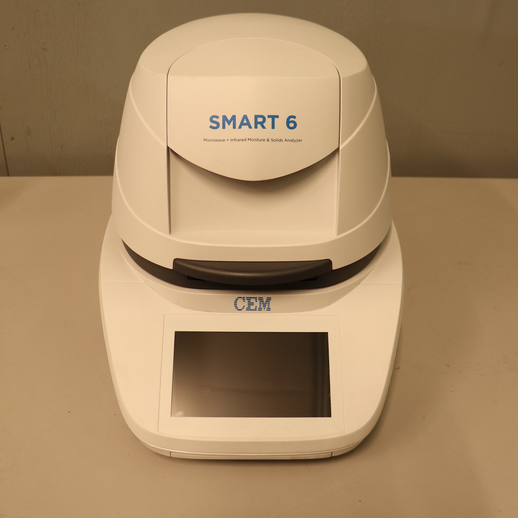 CEM Smart 6 Microwave + Infrared Moisture & Solids Analyzer