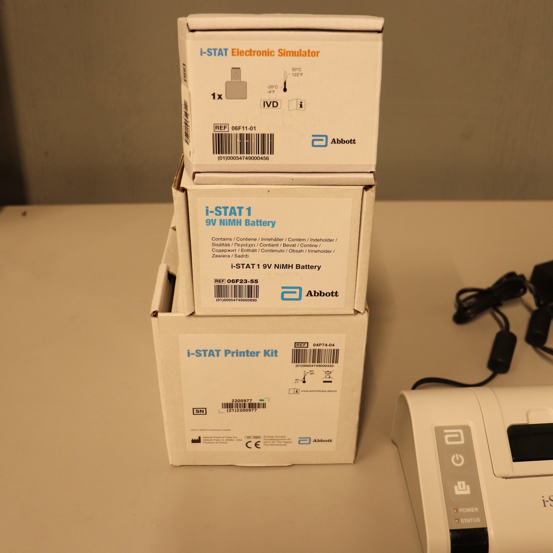 Abbott i-STAT 1 300-G Blood Analyzer System w/ Accessories