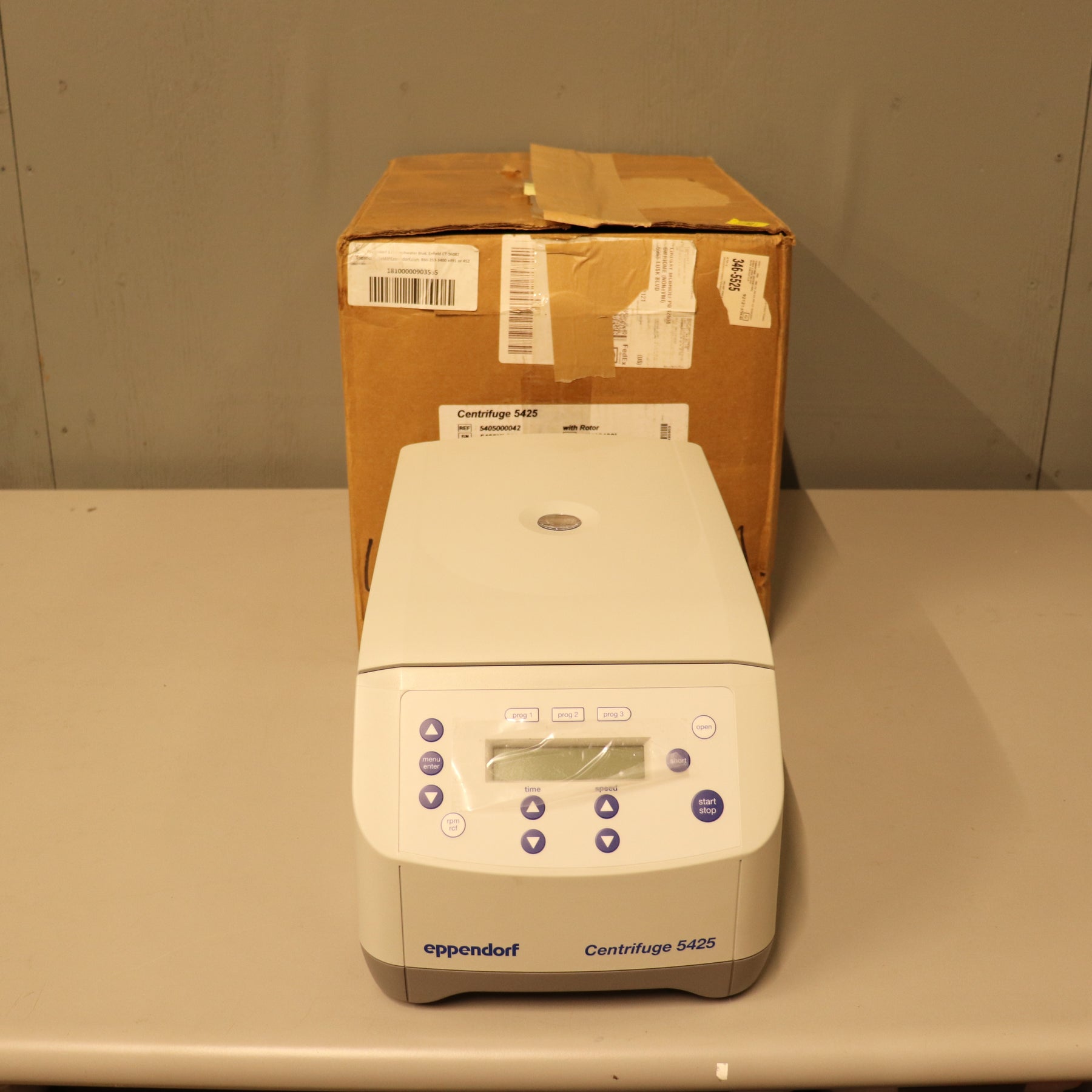 Eppendorf 5425 15k rpm Centrifuge with FA-24x2 Rotor